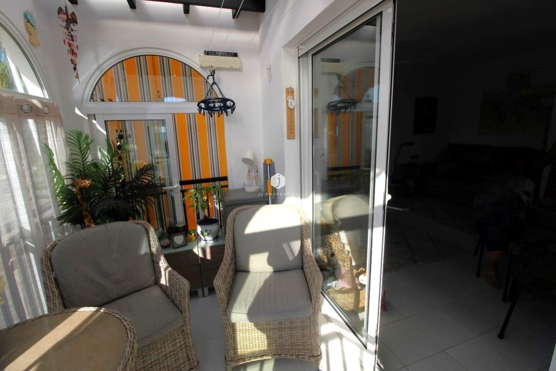 Resale - Apartment / flat -
Torrevieja - Costa Blanca