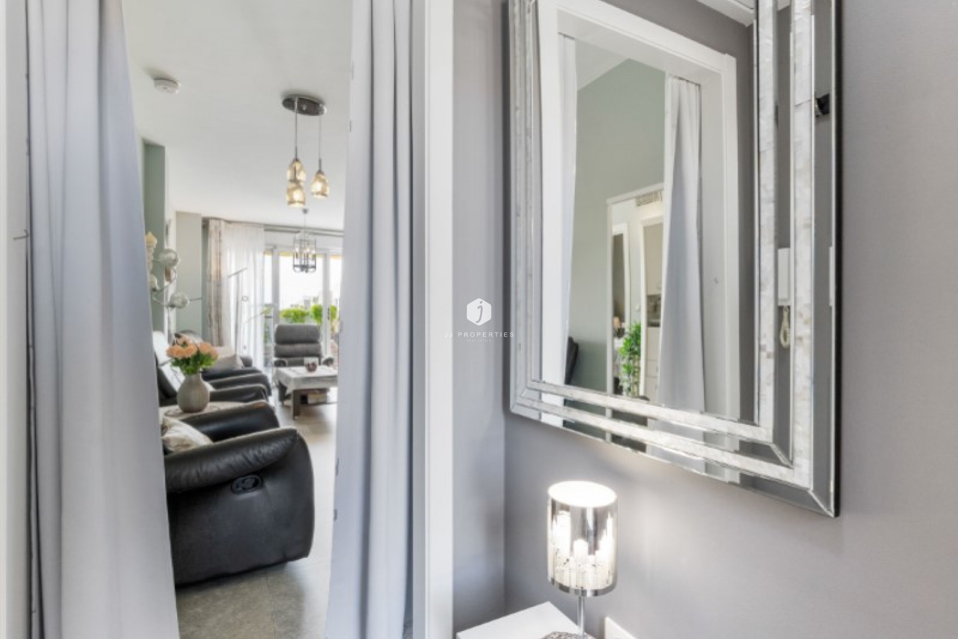 Resale - Apartment / flat -
Torrevieja - Costa Blanca