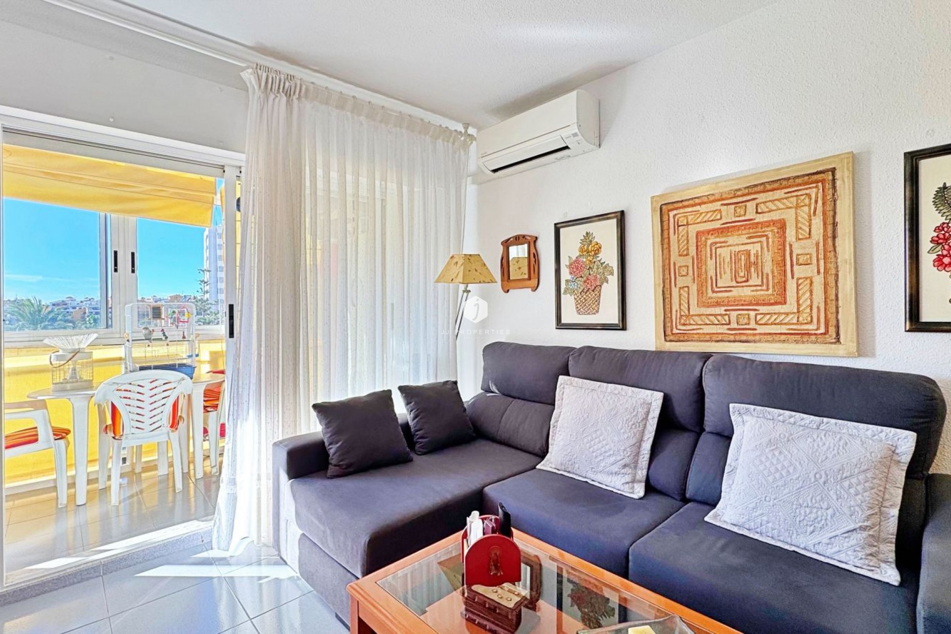 Resale - Apartment / flat -
Torrevieja - Costa Blanca