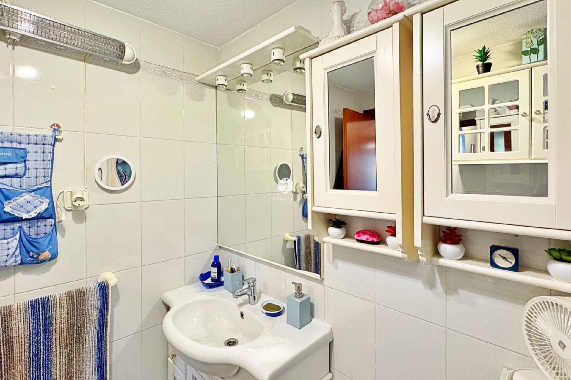 Resale - Apartment / flat -
Torrevieja - Costa Blanca