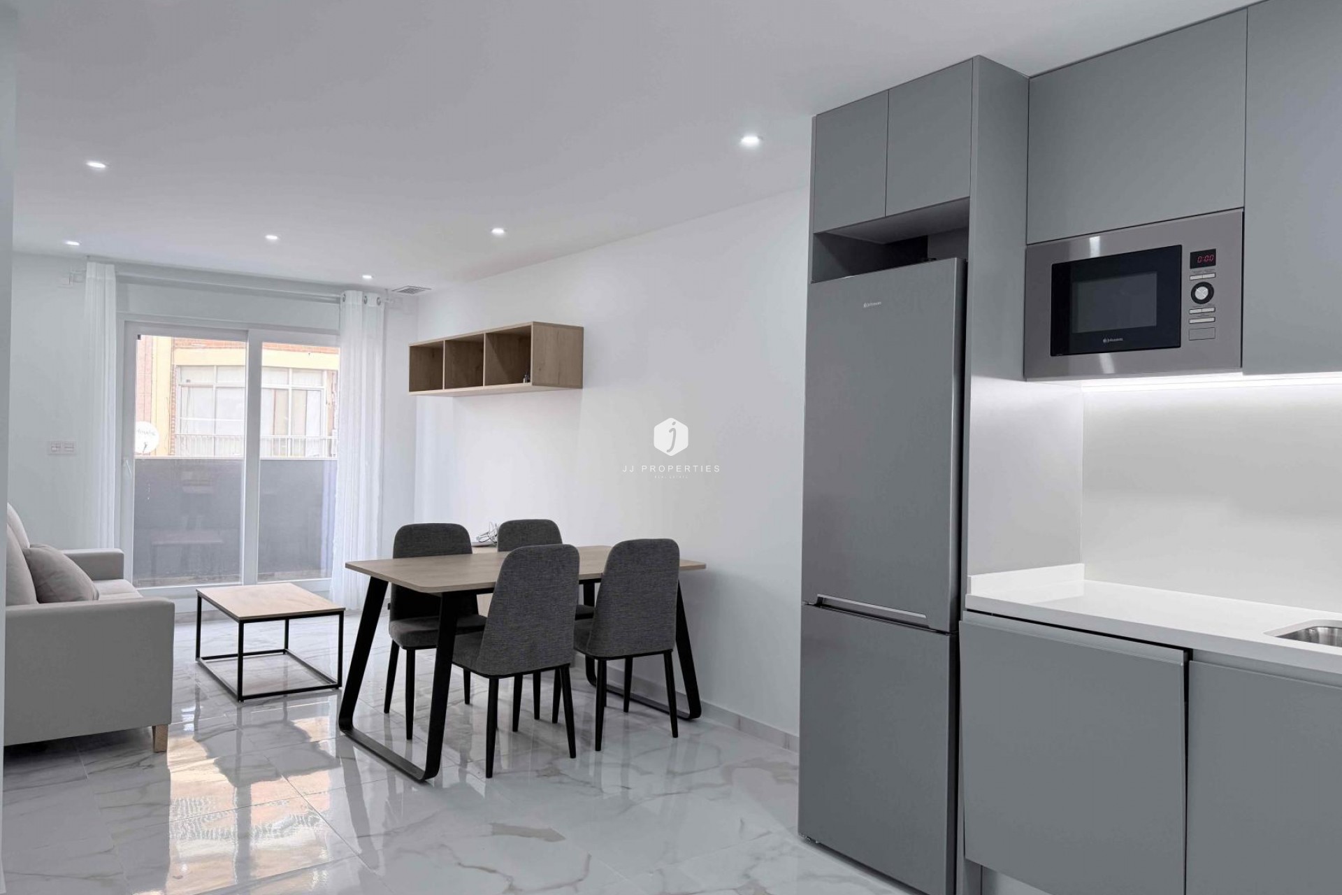 Resale - Apartment / flat -
Torrevieja - Costa Blanca