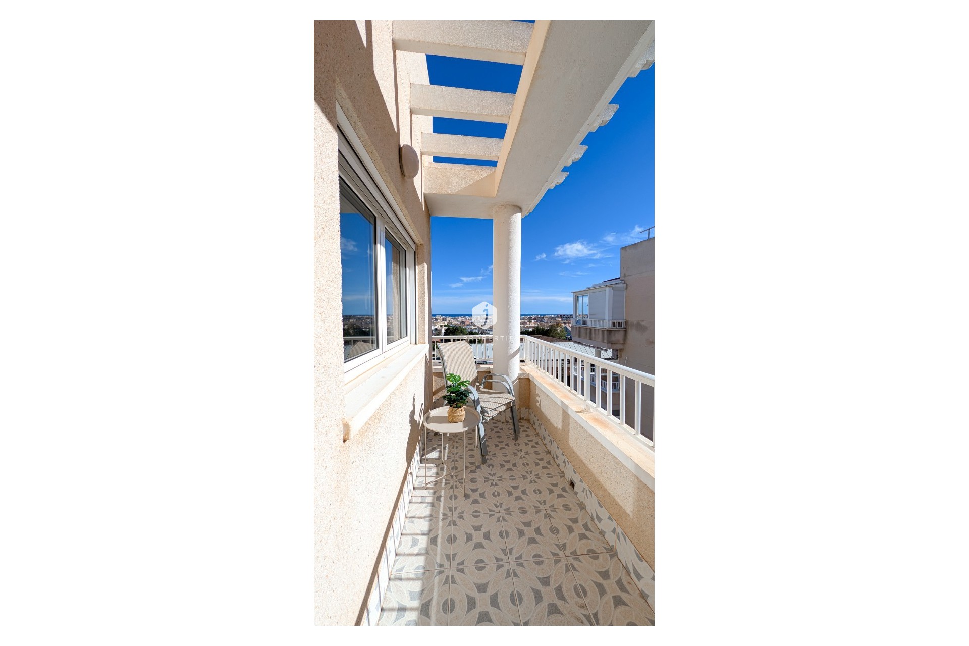 Resale - Apartment / flat -
Torrevieja - Costa Blanca