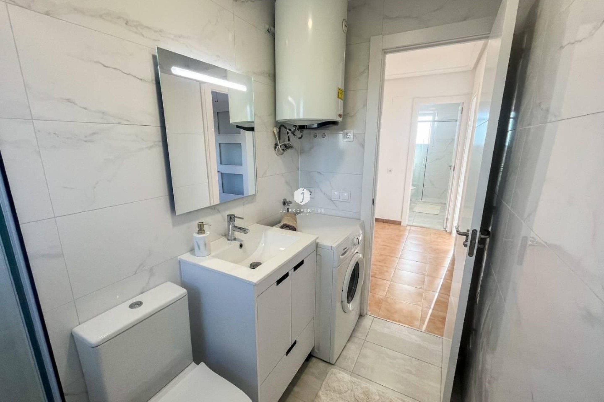 Resale - Apartment / flat -
Torrevieja - Costa Blanca