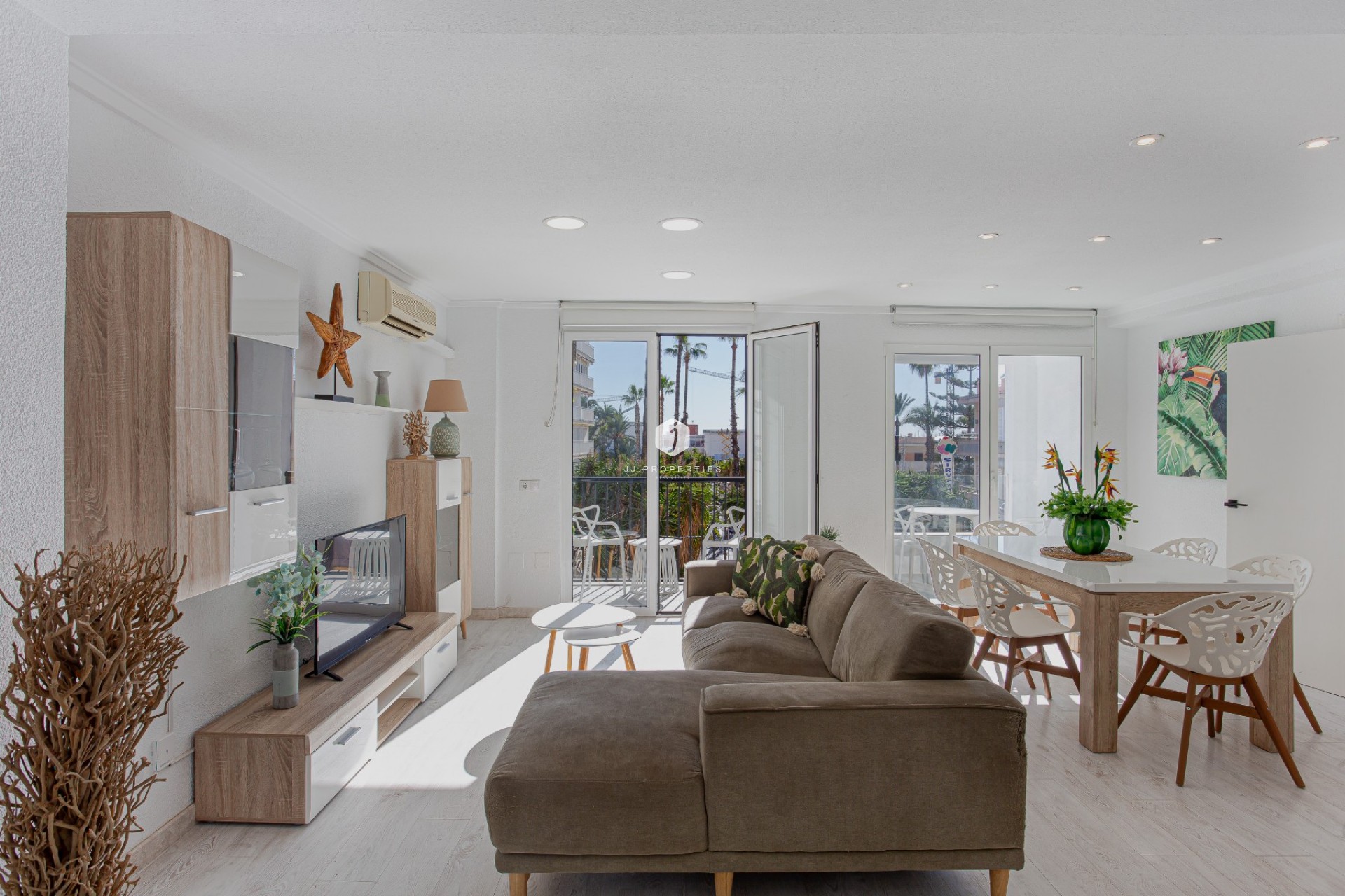 Resale - Apartment / flat -
Torrevieja - Costa Blanca