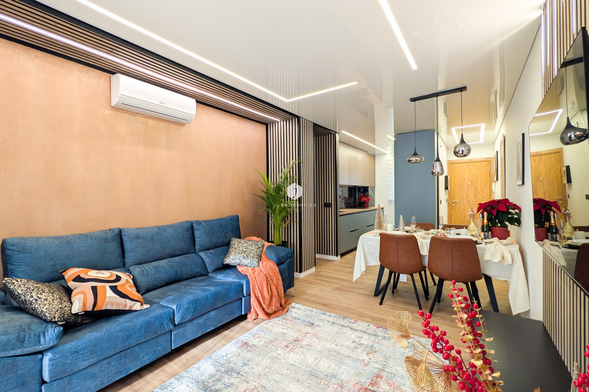 Resale - Apartment / flat -
Torrevieja - Costa Blanca