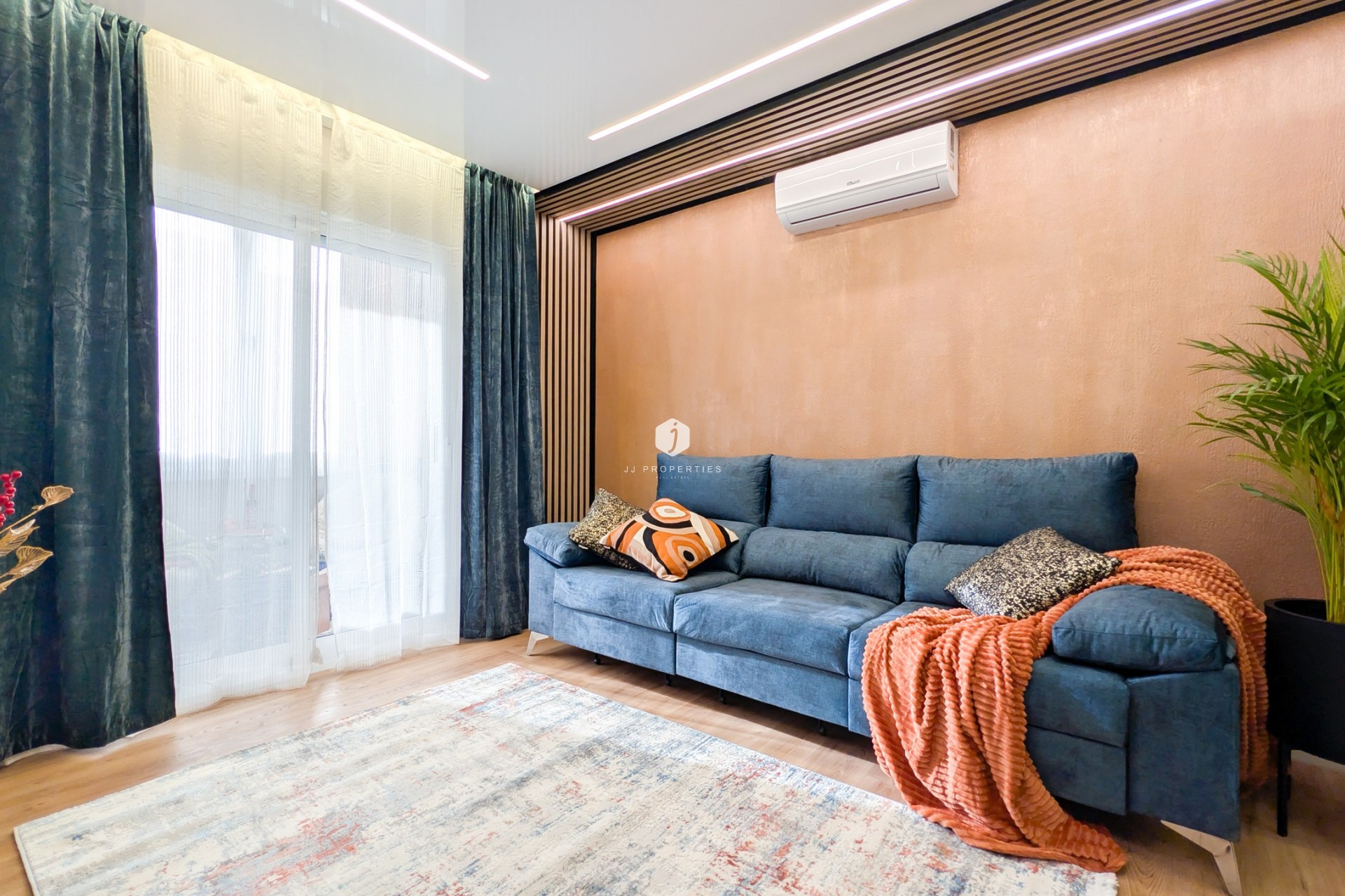 Resale - Apartment / flat -
Torrevieja - Costa Blanca