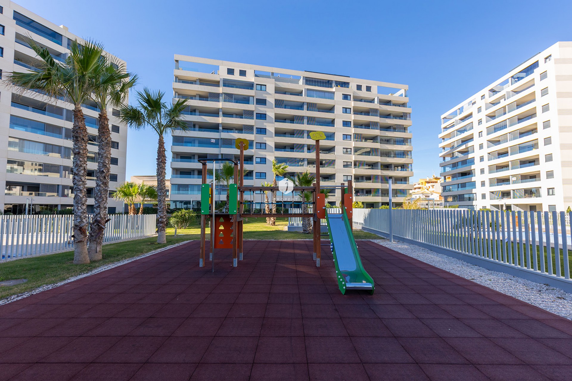 Resale - Apartment / flat -
Torrevieja - Costa Blanca