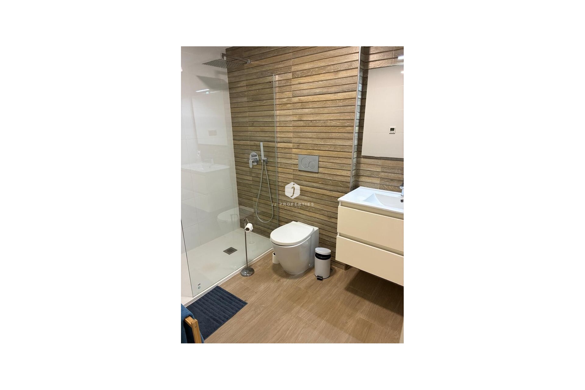 Resale - Apartment / flat -
Torrevieja - Costa Blanca