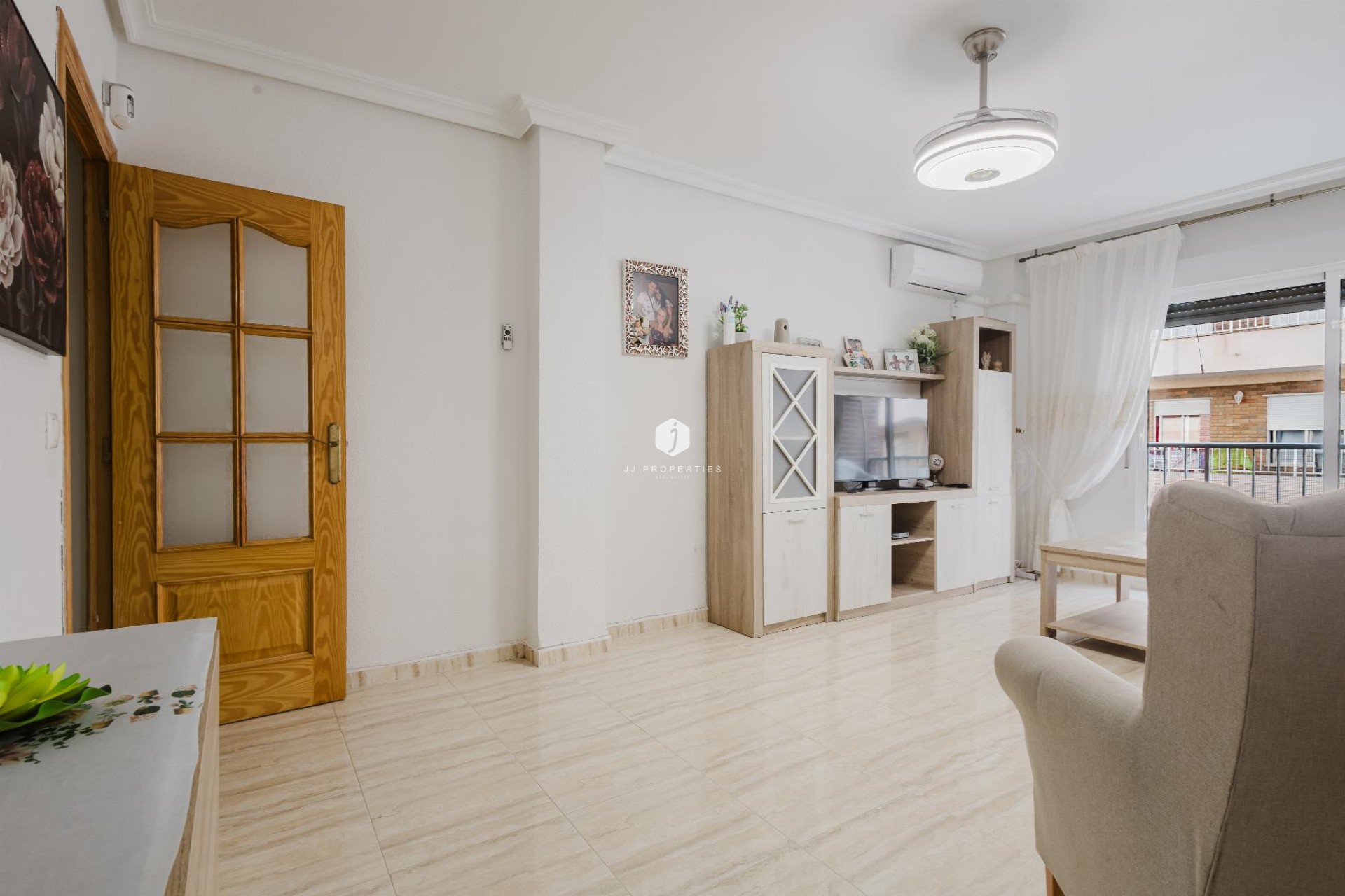 Resale - Apartment / flat -
Torrevieja - Costa Blanca