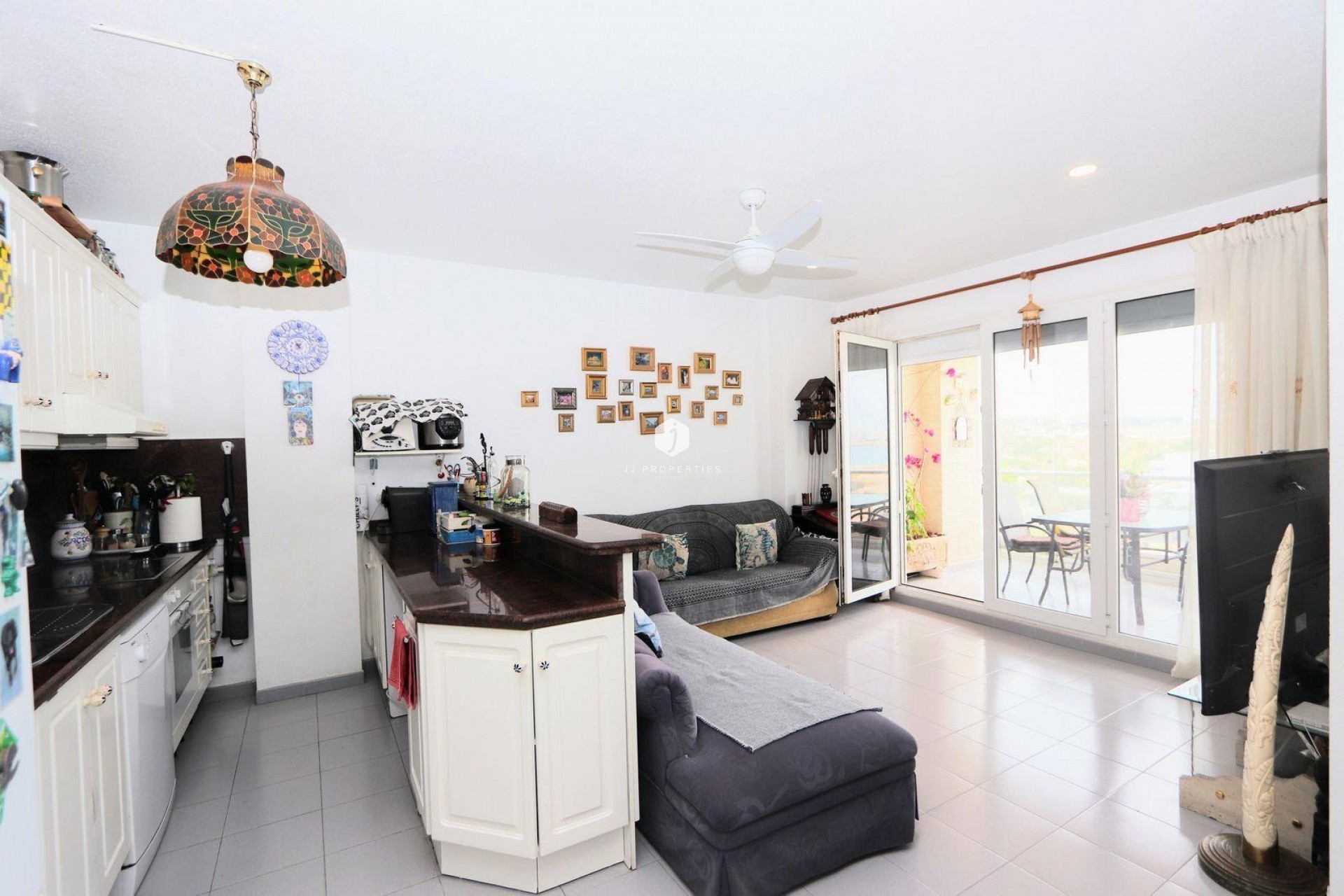 Resale - Apartment / flat -
Torrevieja - Costa Blanca