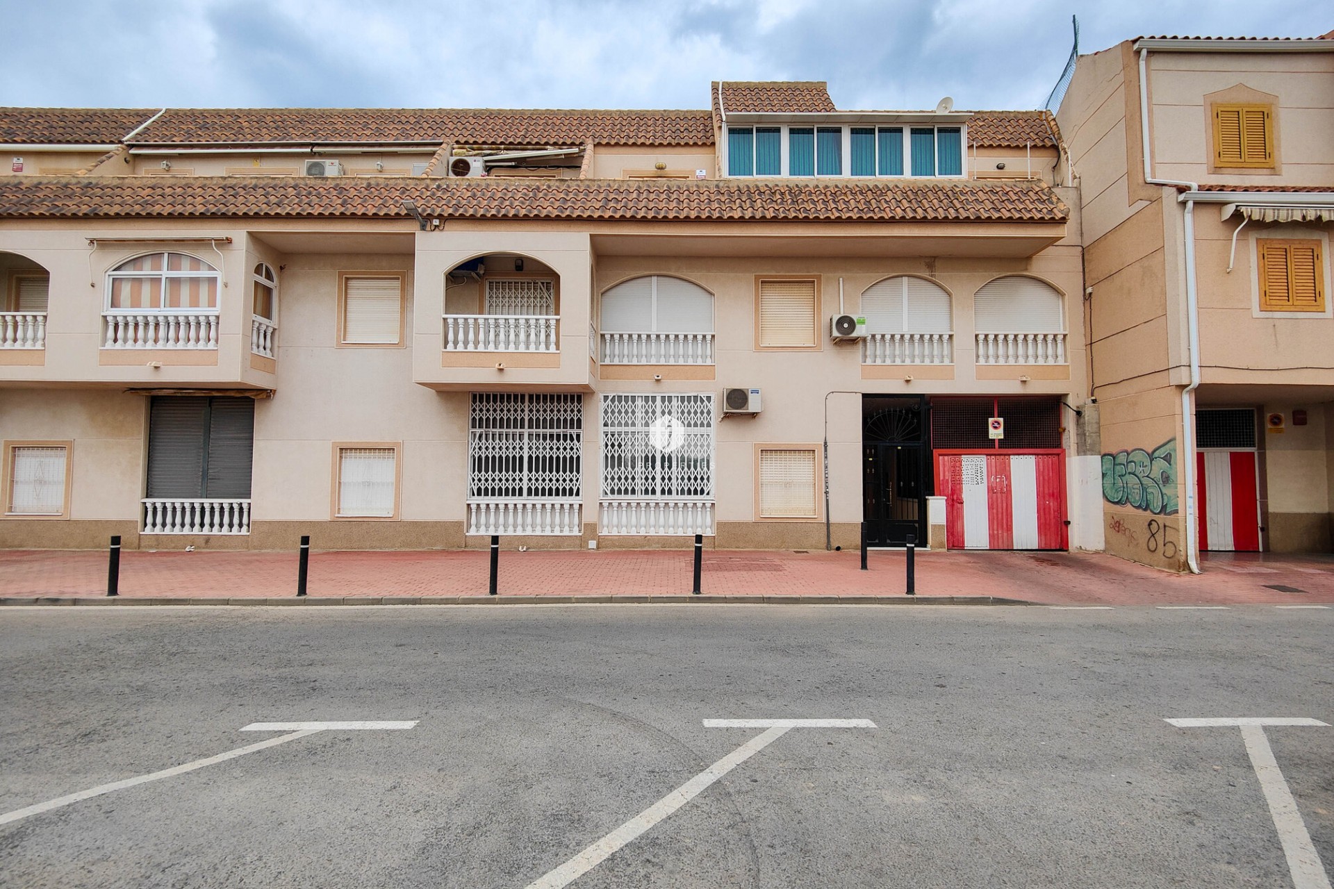 Resale - Apartment / flat -
Torrevieja - Costa Blanca