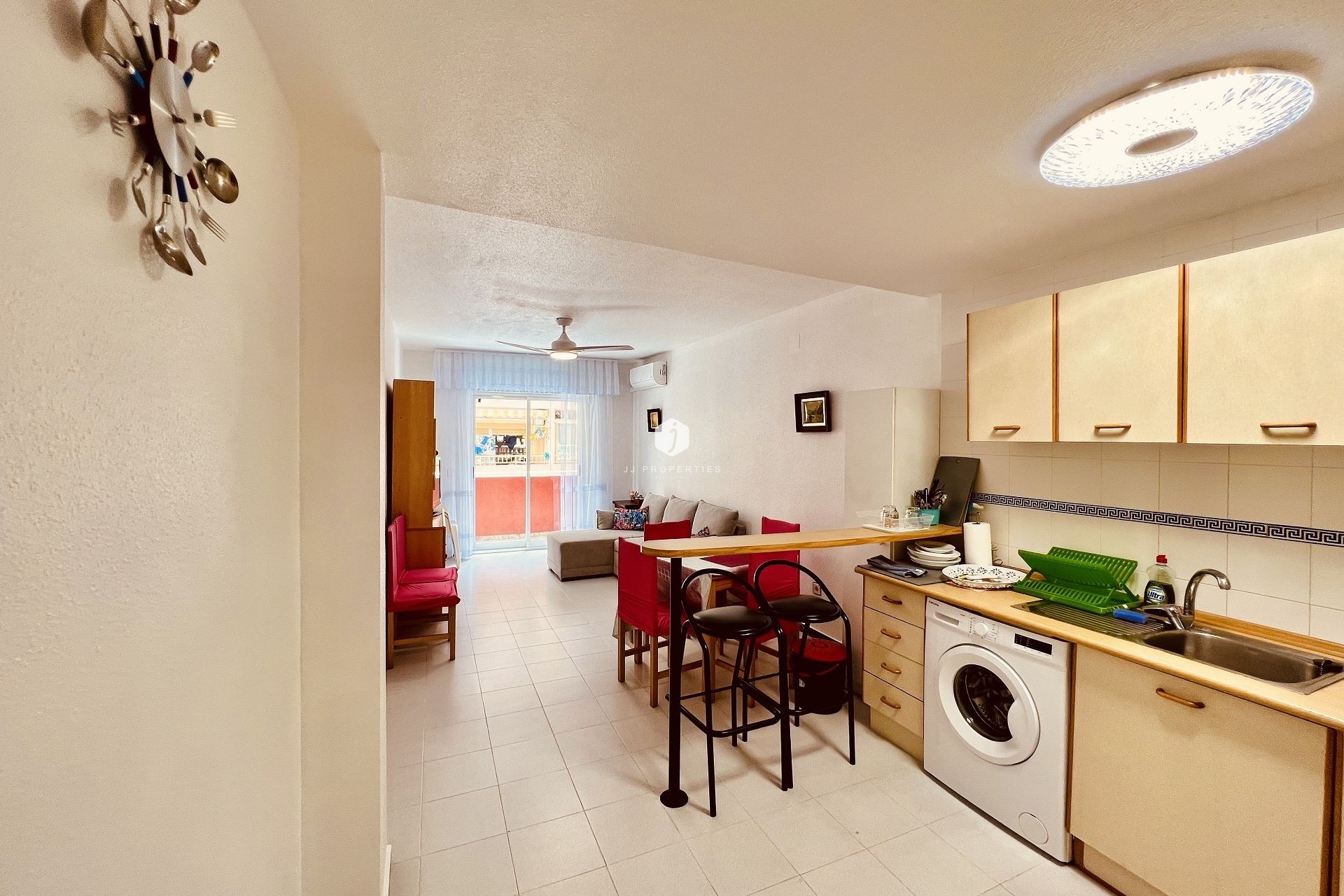 Resale - Apartment / flat -
Torrevieja - Costa Blanca