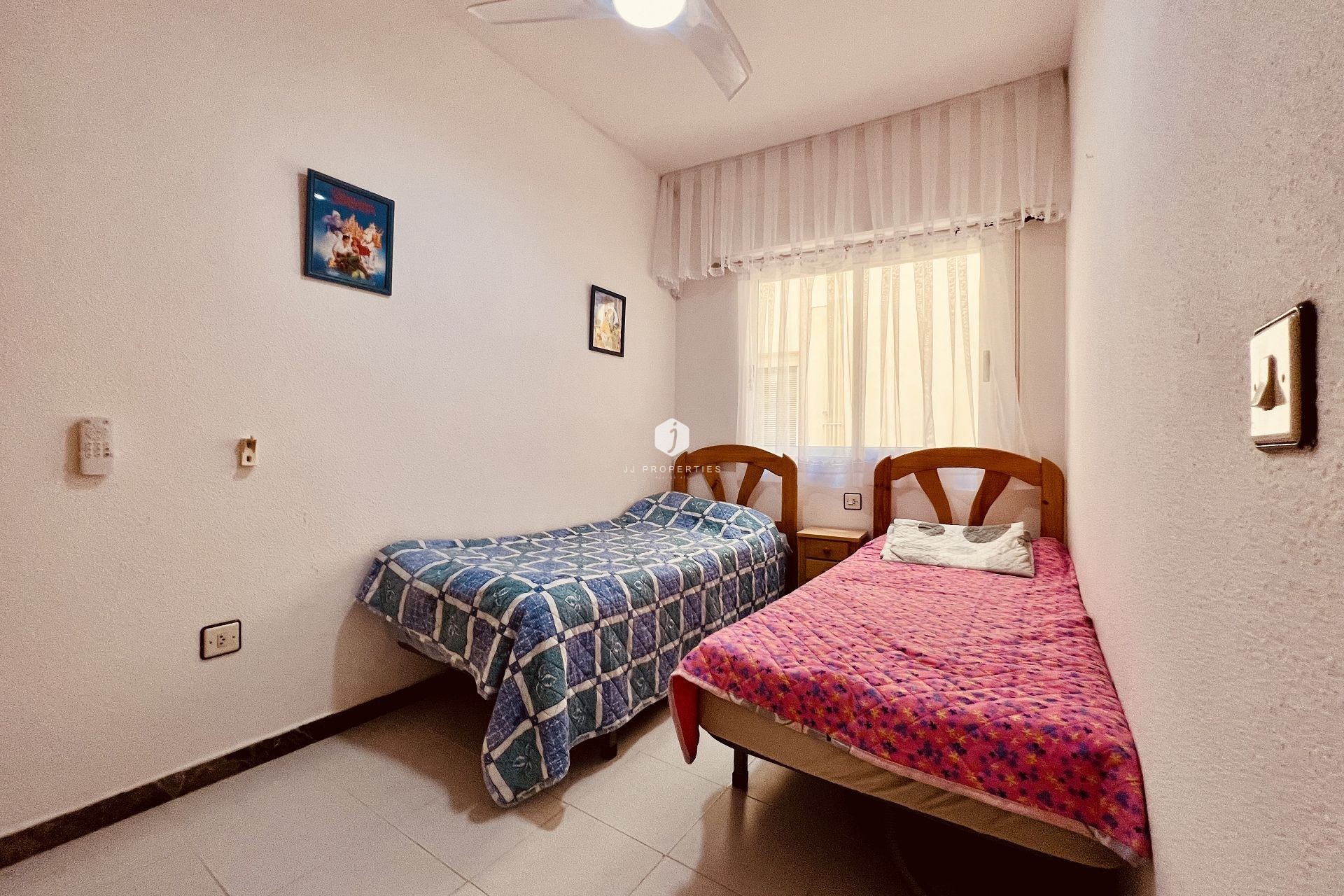 Resale - Apartment / flat -
Torrevieja - Costa Blanca