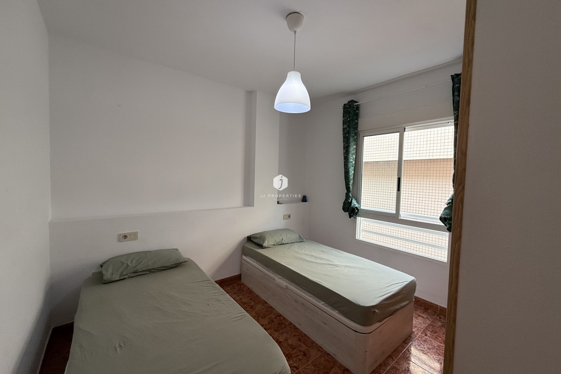 Resale - Apartment / flat -
Torrevieja - Costa Blanca