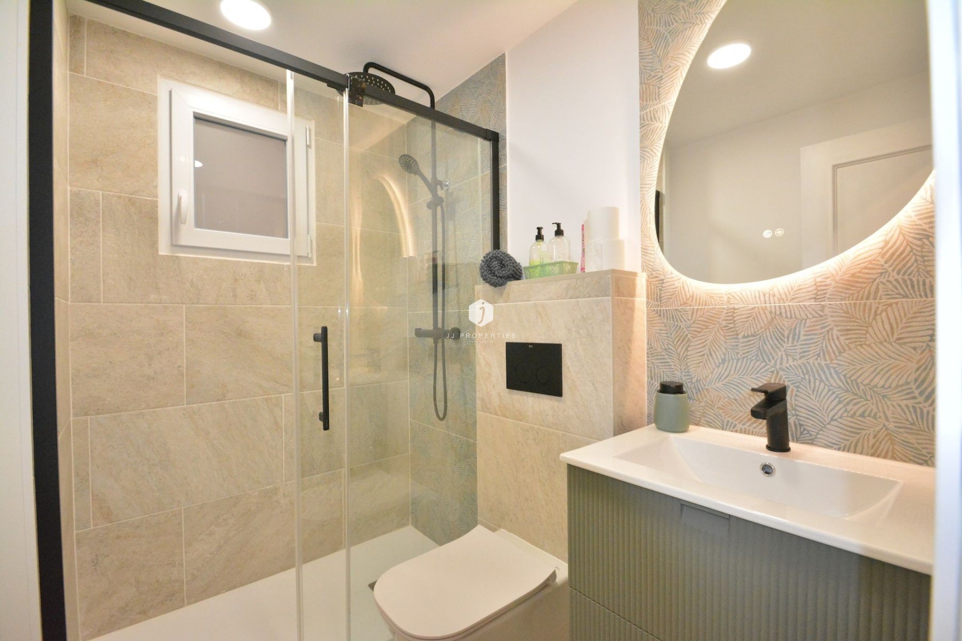 Resale - Apartment / flat -
Torrevieja - Costa Blanca