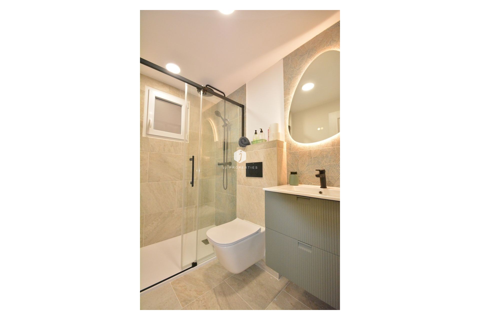 Resale - Apartment / flat -
Torrevieja - Costa Blanca