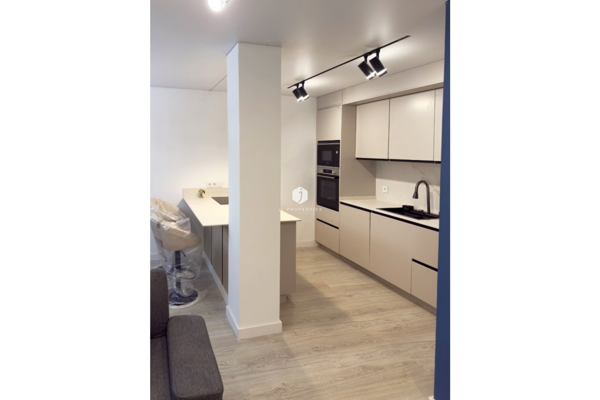 Resale - Apartment / flat -
Torrevieja - Costa Blanca