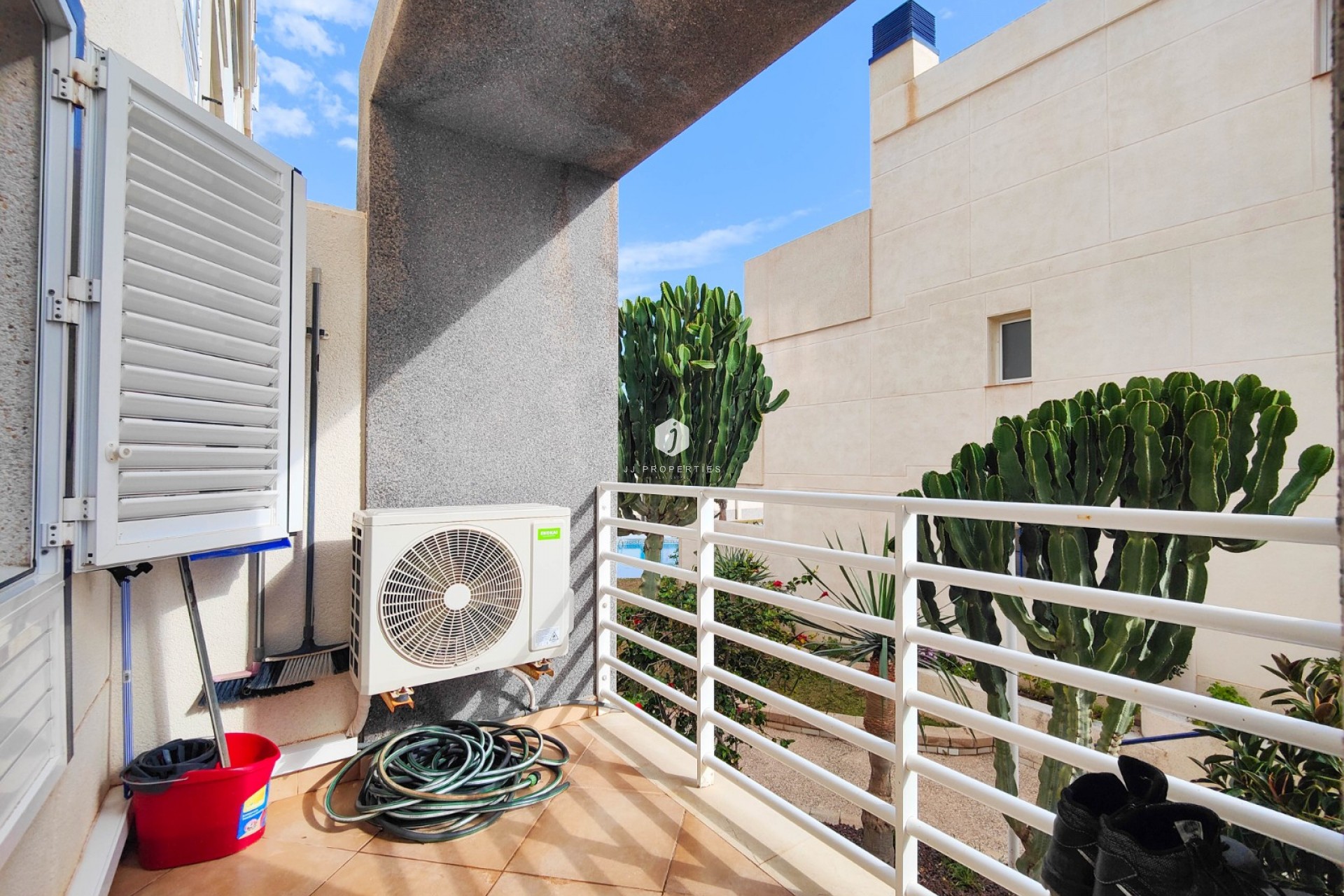 Resale - Apartment / flat -
Torrevieja - Costa Blanca