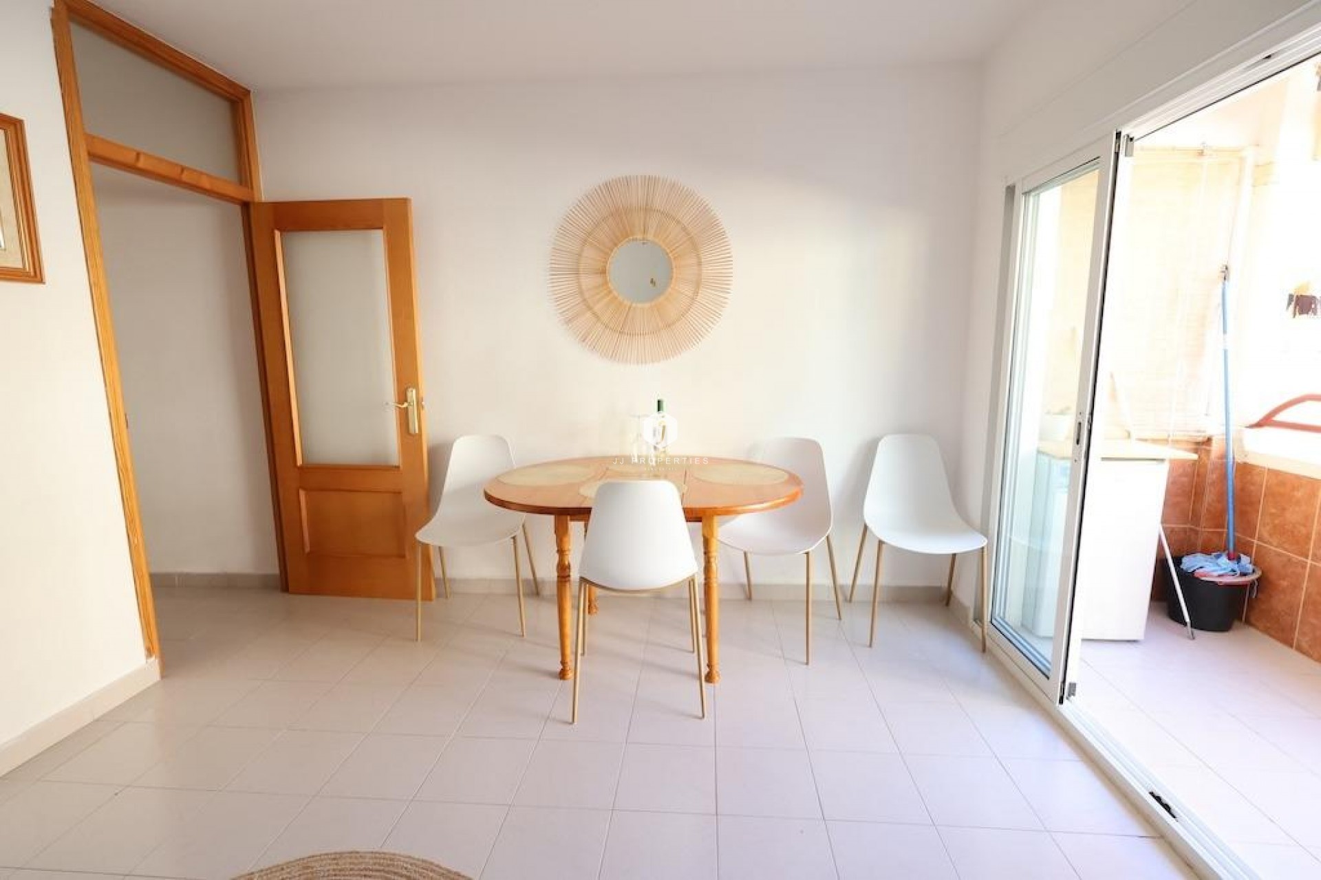 Resale - Apartment / flat -
Torrevieja - Costa Blanca
