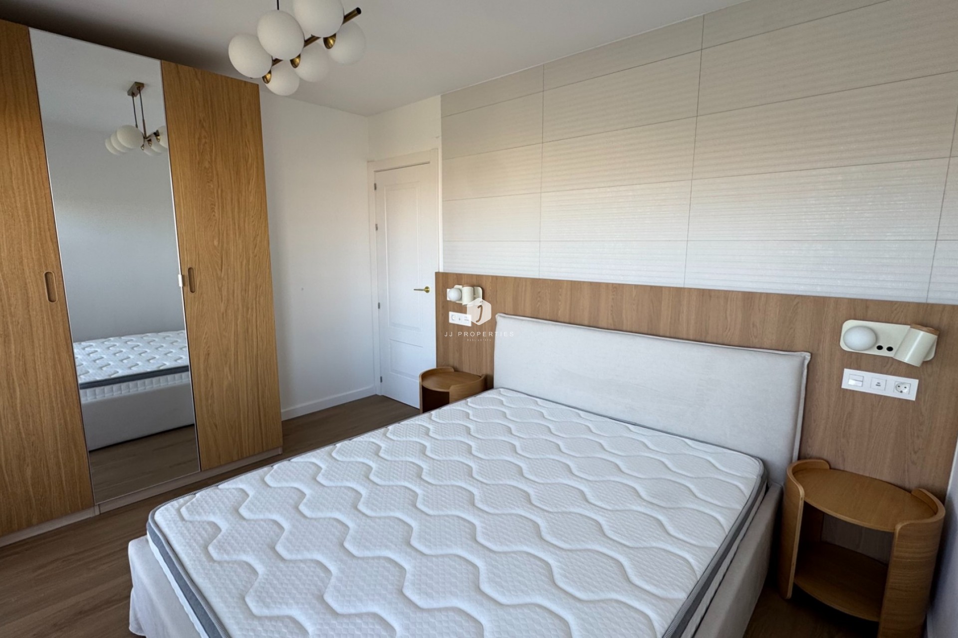 Resale - Apartment / flat -
Torrevieja - Costa Blanca