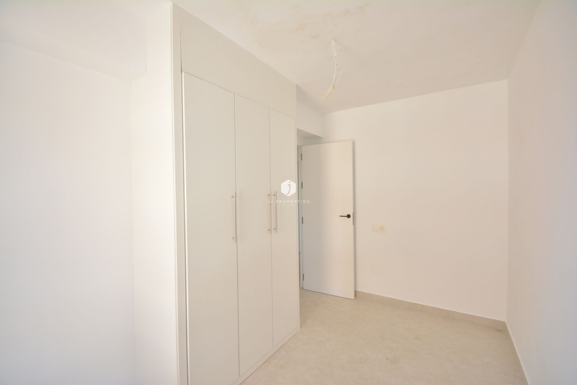 Resale - Apartment / flat -
Torrevieja - Costa Blanca