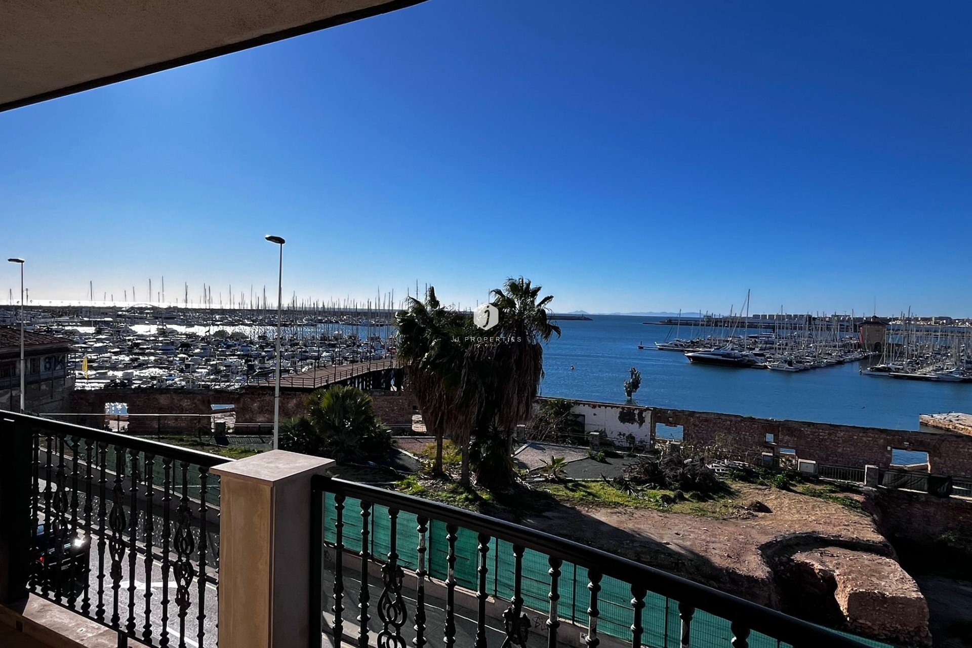 Resale - Apartment / flat -
Torrevieja - Costa Blanca