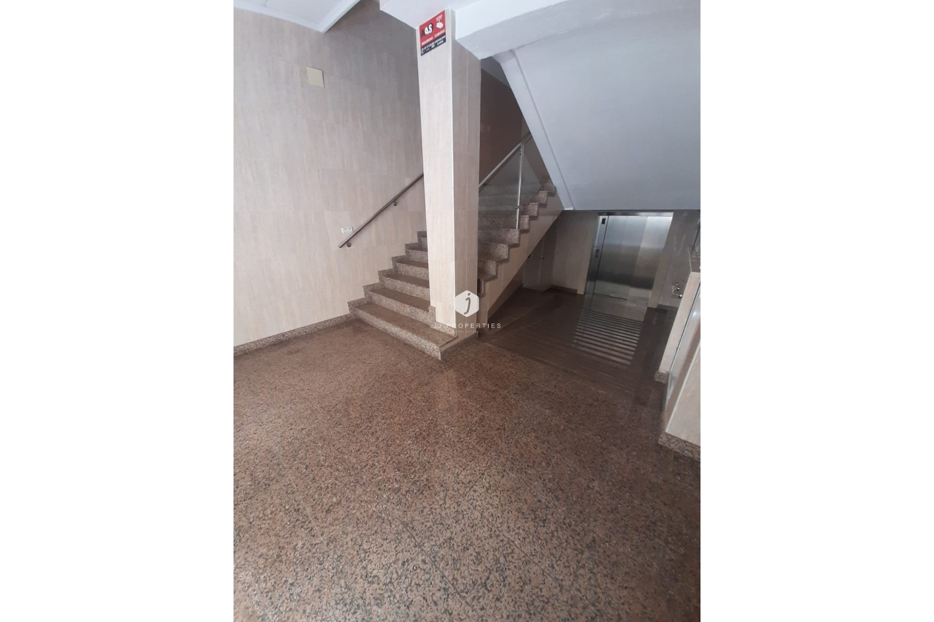 Resale - Apartment / flat -
Torrevieja - Costa Blanca