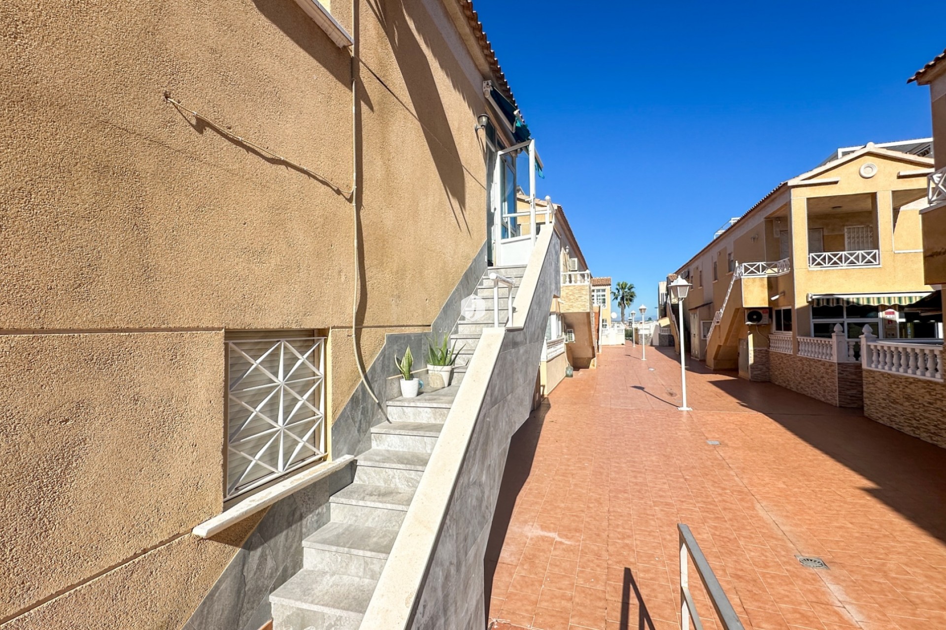 Resale - Apartment / flat -
Torrevieja - Costa Blanca