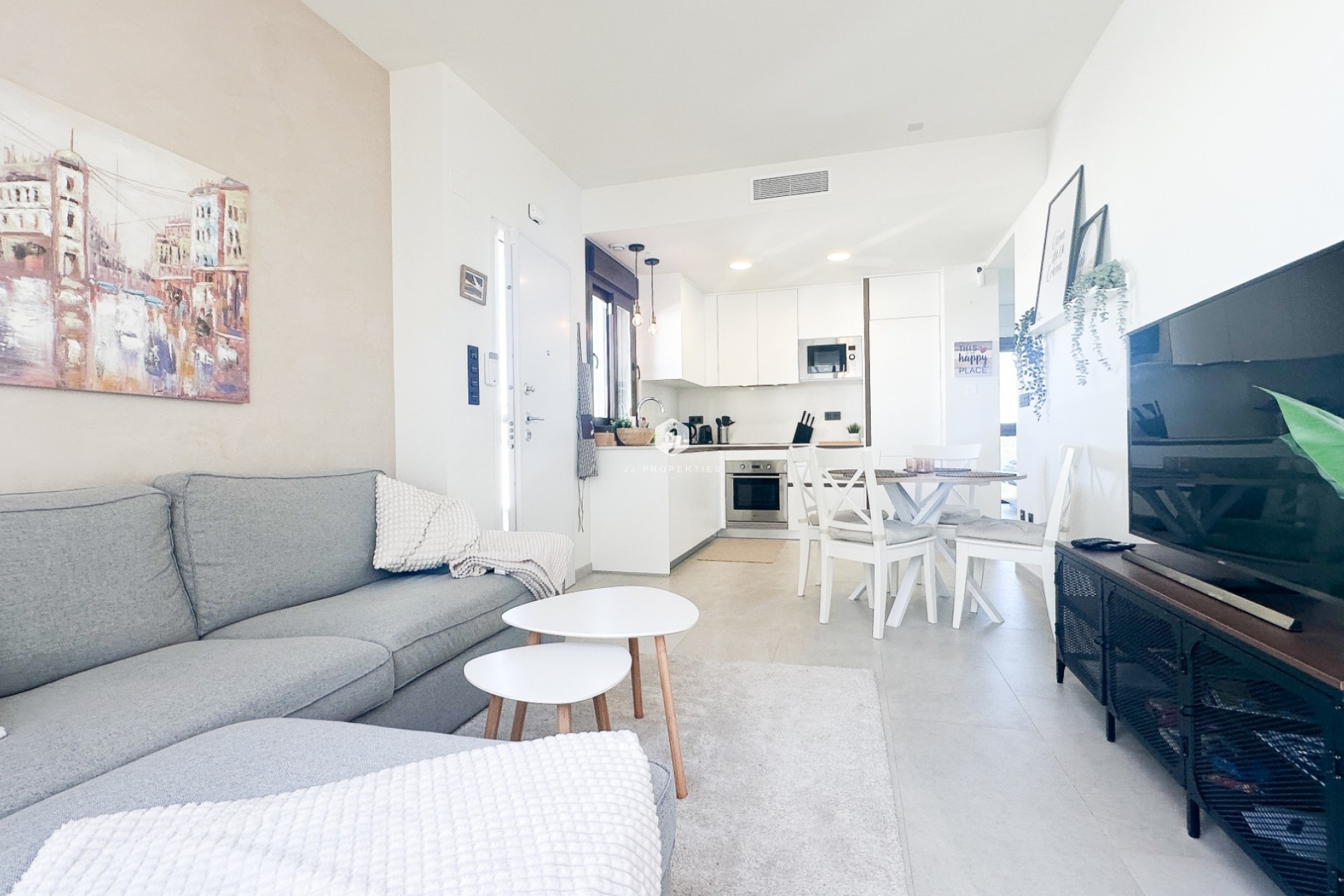 Resale - Apartment / flat -
Torrevieja - Costa Blanca