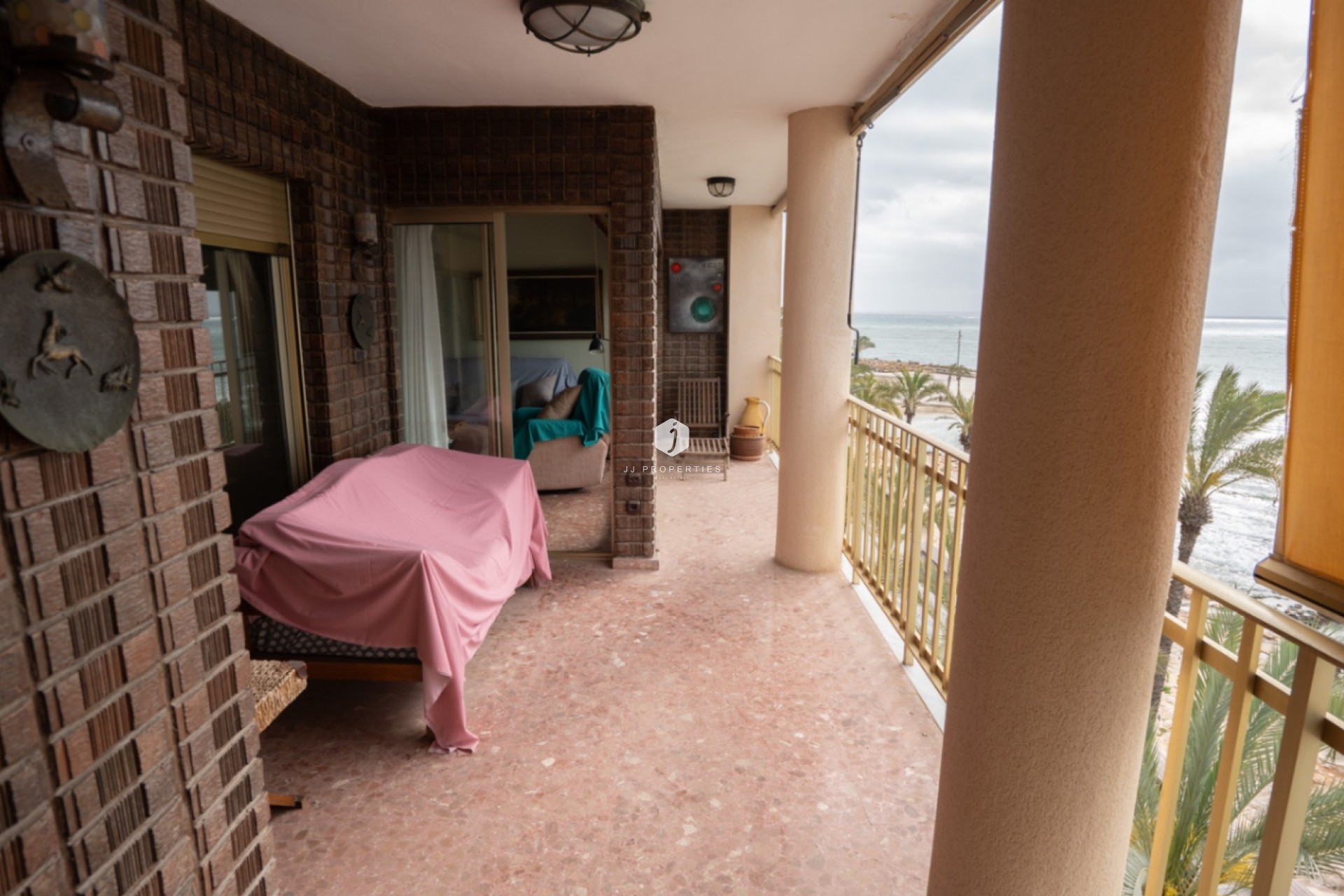 Resale - Apartment / flat -
Torrevieja - Costa Blanca