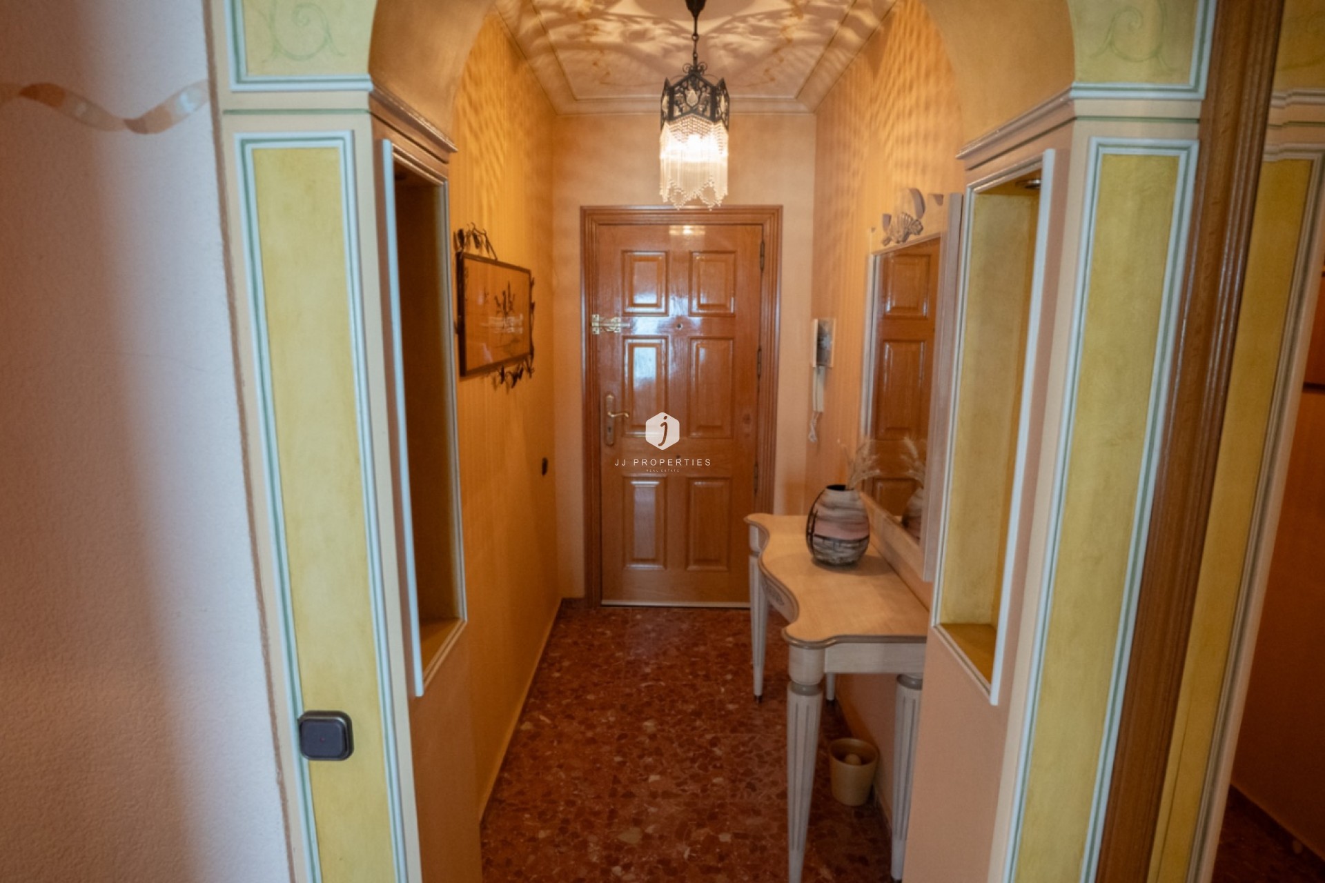 Resale - Apartment / flat -
Torrevieja - Costa Blanca