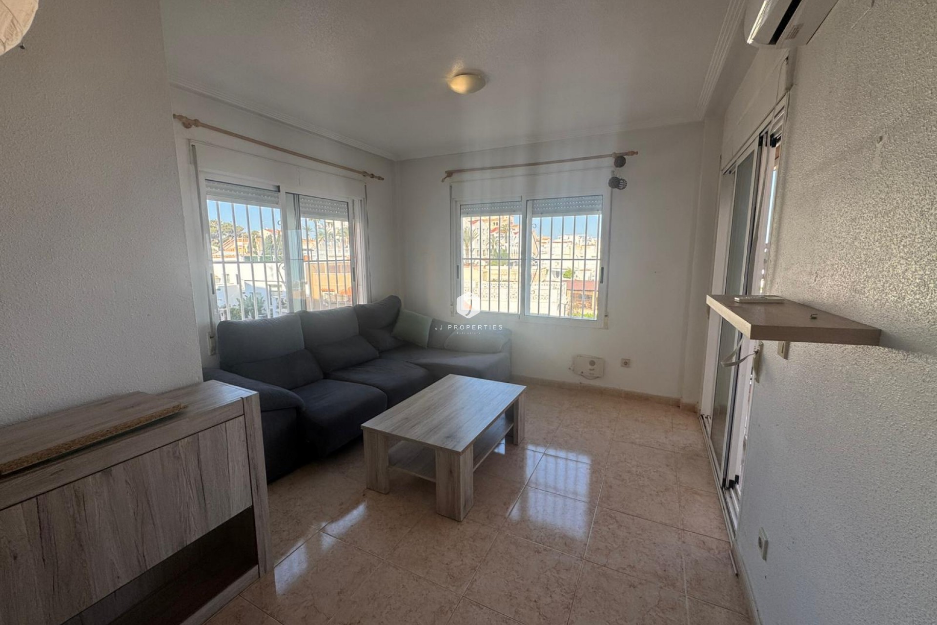 Resale - Apartment / flat -
Torrevieja - Costa Blanca