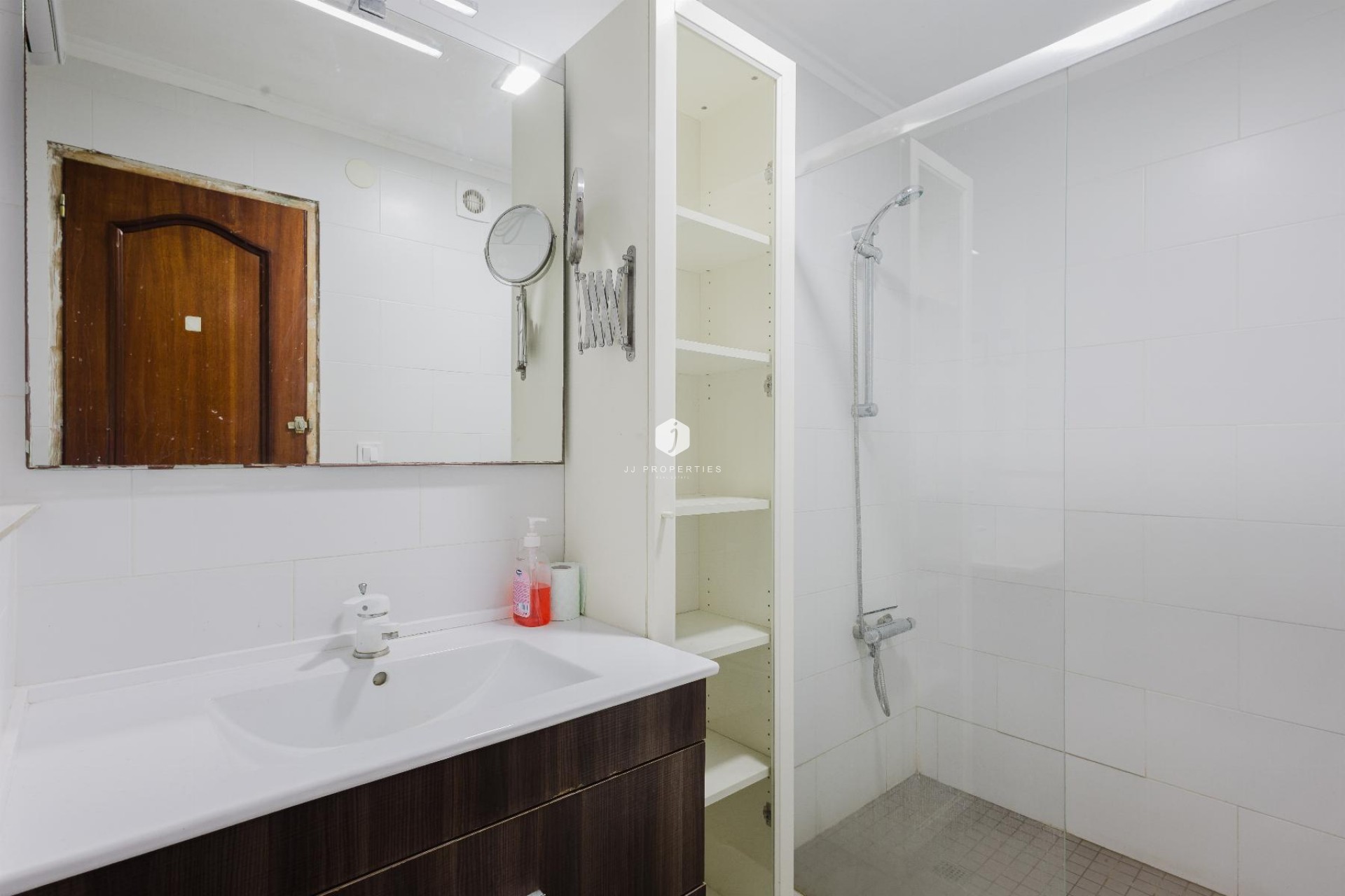 Resale - Apartment / flat -
Torrevieja - Costa Blanca