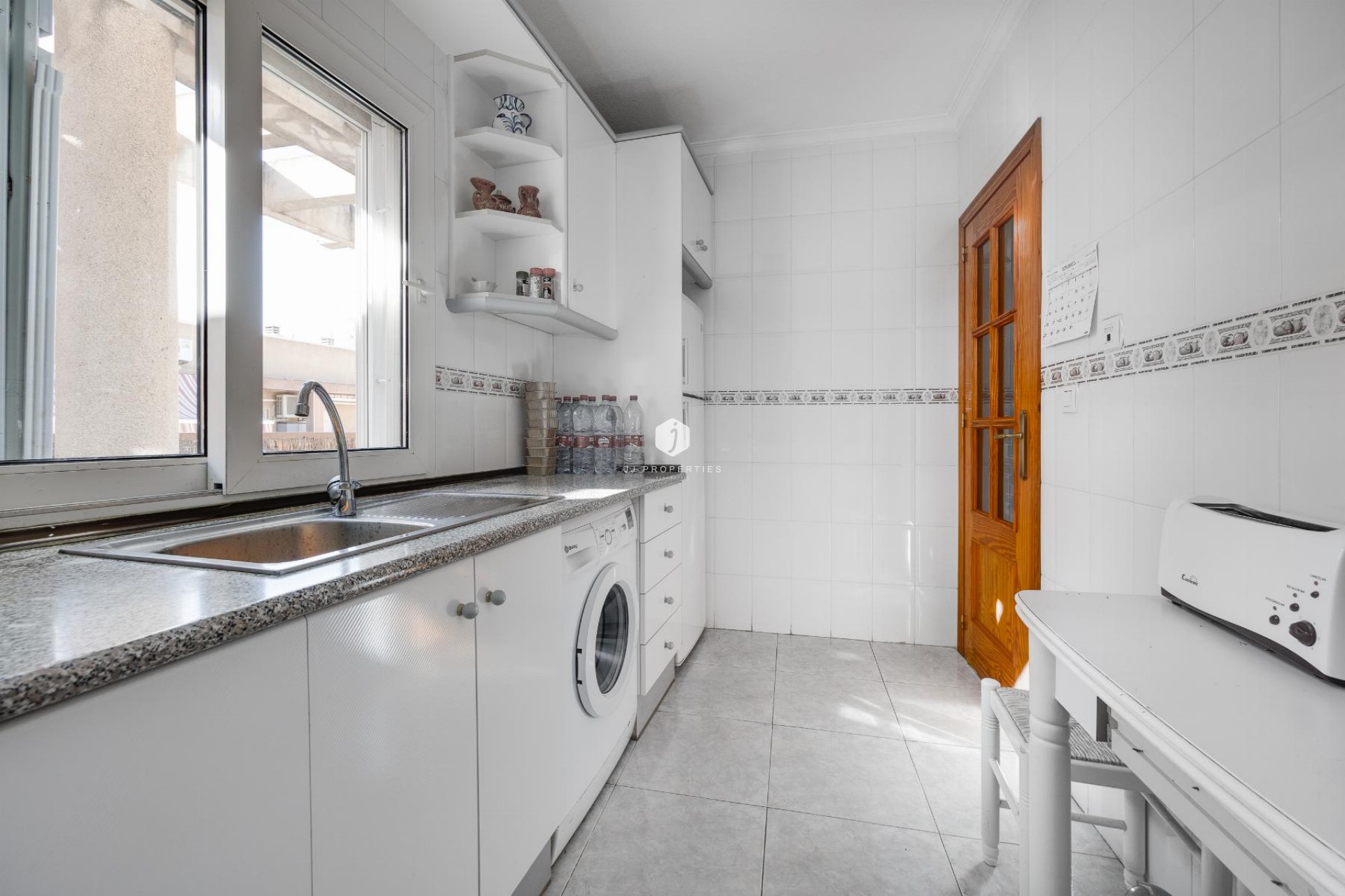 Resale - Apartment / flat -
Torrevieja - Costa Blanca