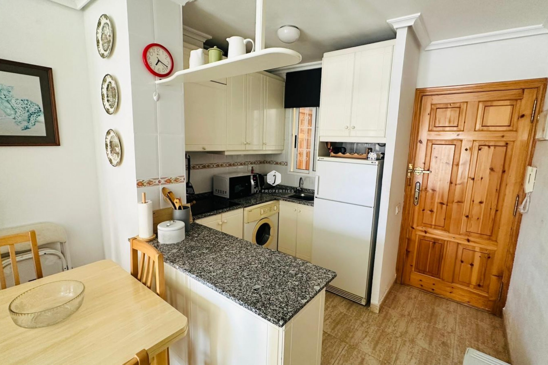 Resale - Apartment / flat -
Torrevieja - Costa Blanca
