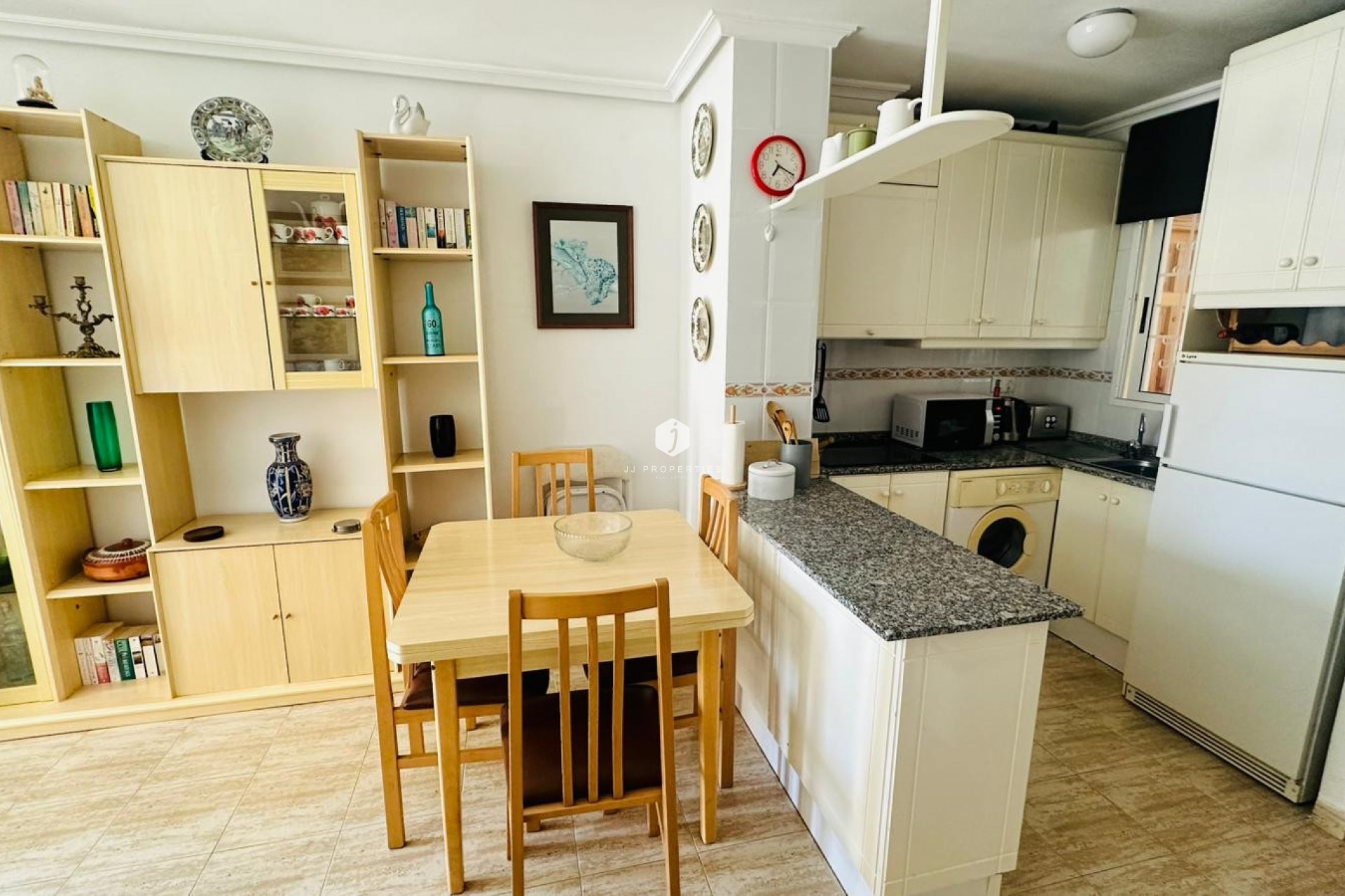 Resale - Apartment / flat -
Torrevieja - Costa Blanca