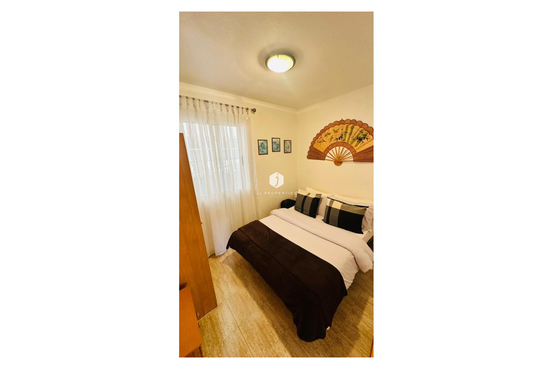 Resale - Apartment / flat -
Torrevieja - Costa Blanca