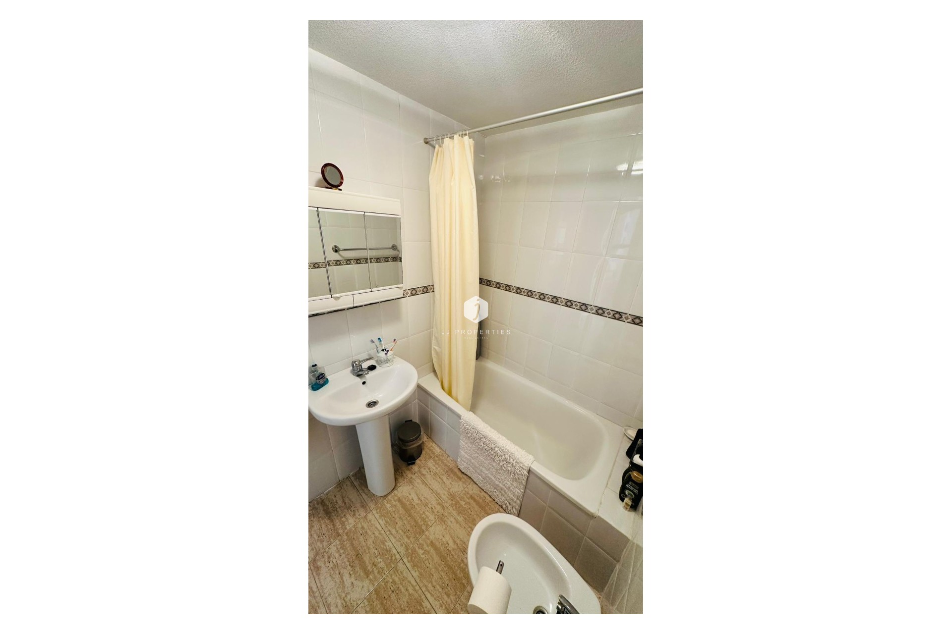 Resale - Apartment / flat -
Torrevieja - Costa Blanca