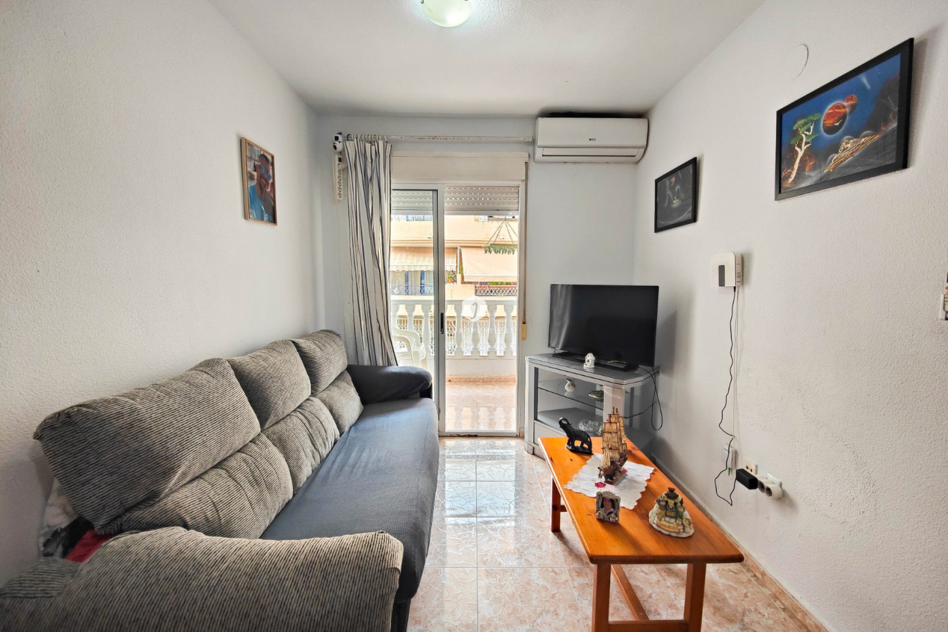 Resale - Apartment / flat -
Torrevieja - Costa Blanca