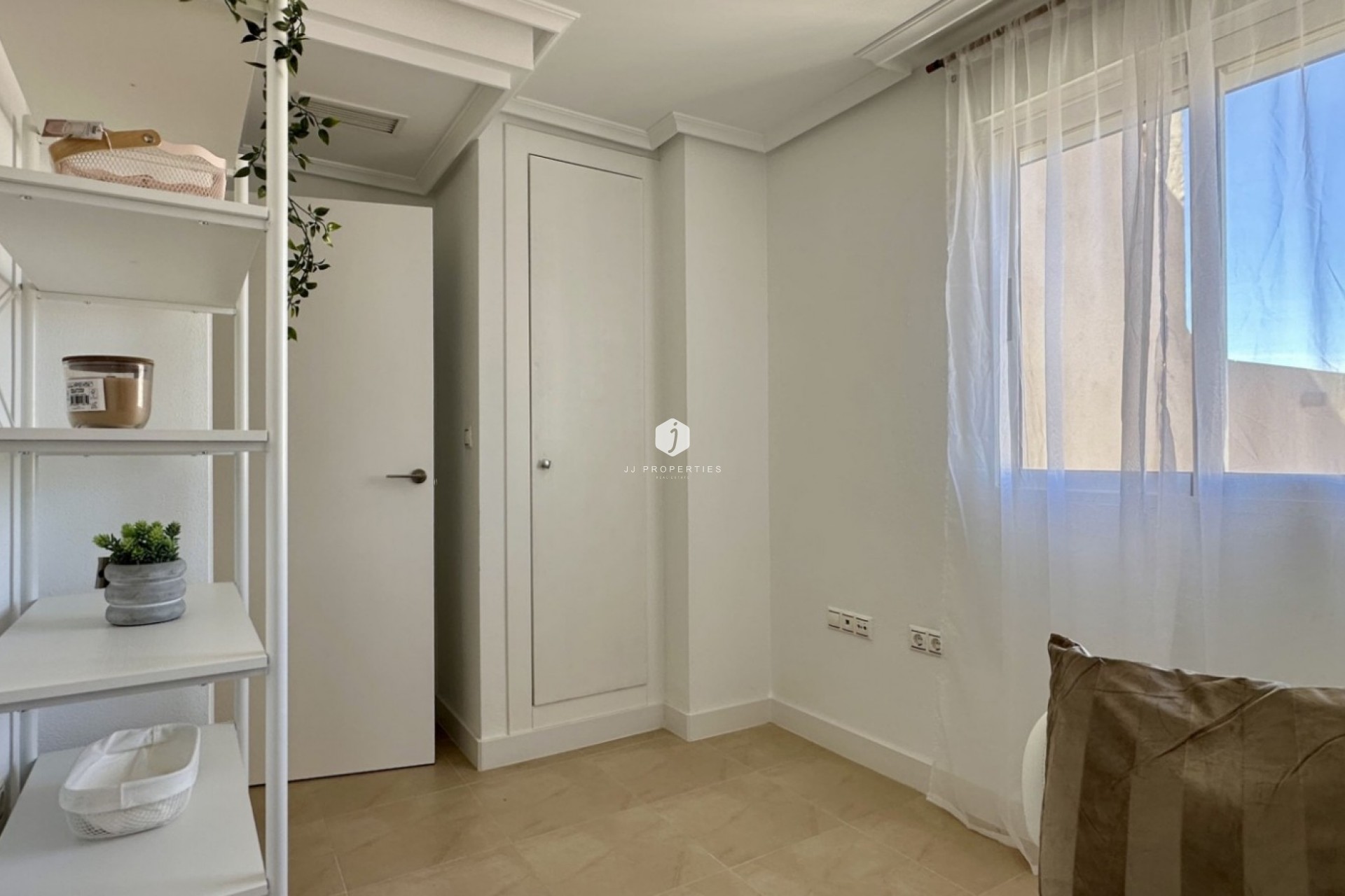 Resale - Apartment / flat -
Torrevieja - Costa Blanca