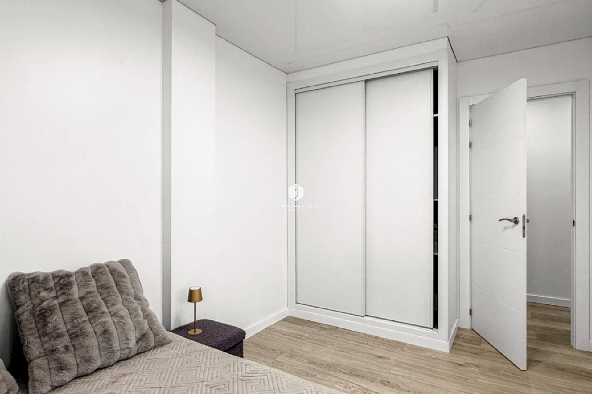 Resale - Apartment / flat -
Torrevieja - Costa Blanca