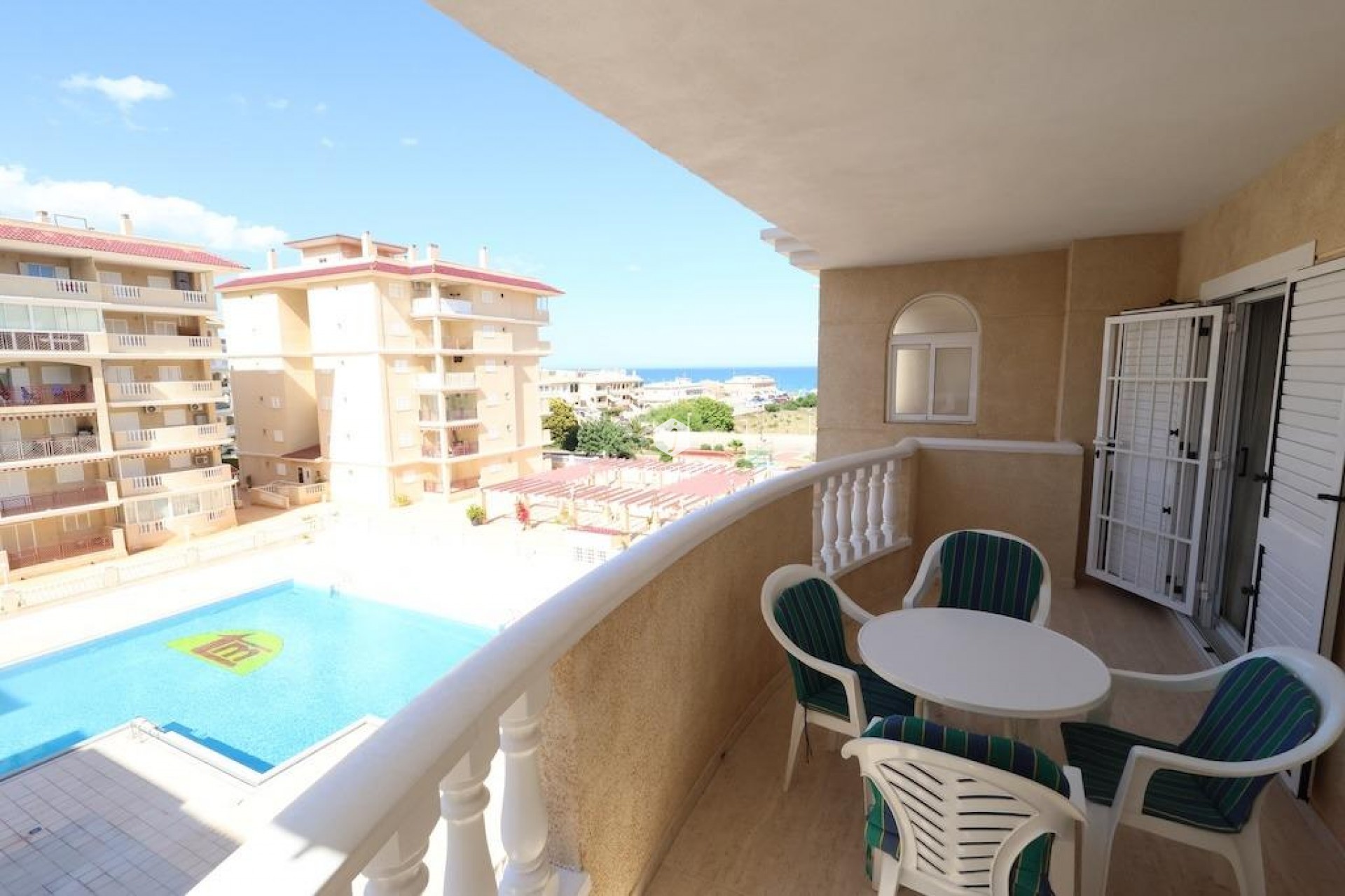 Resale - Apartment / flat -
Torrevieja - Costa Blanca