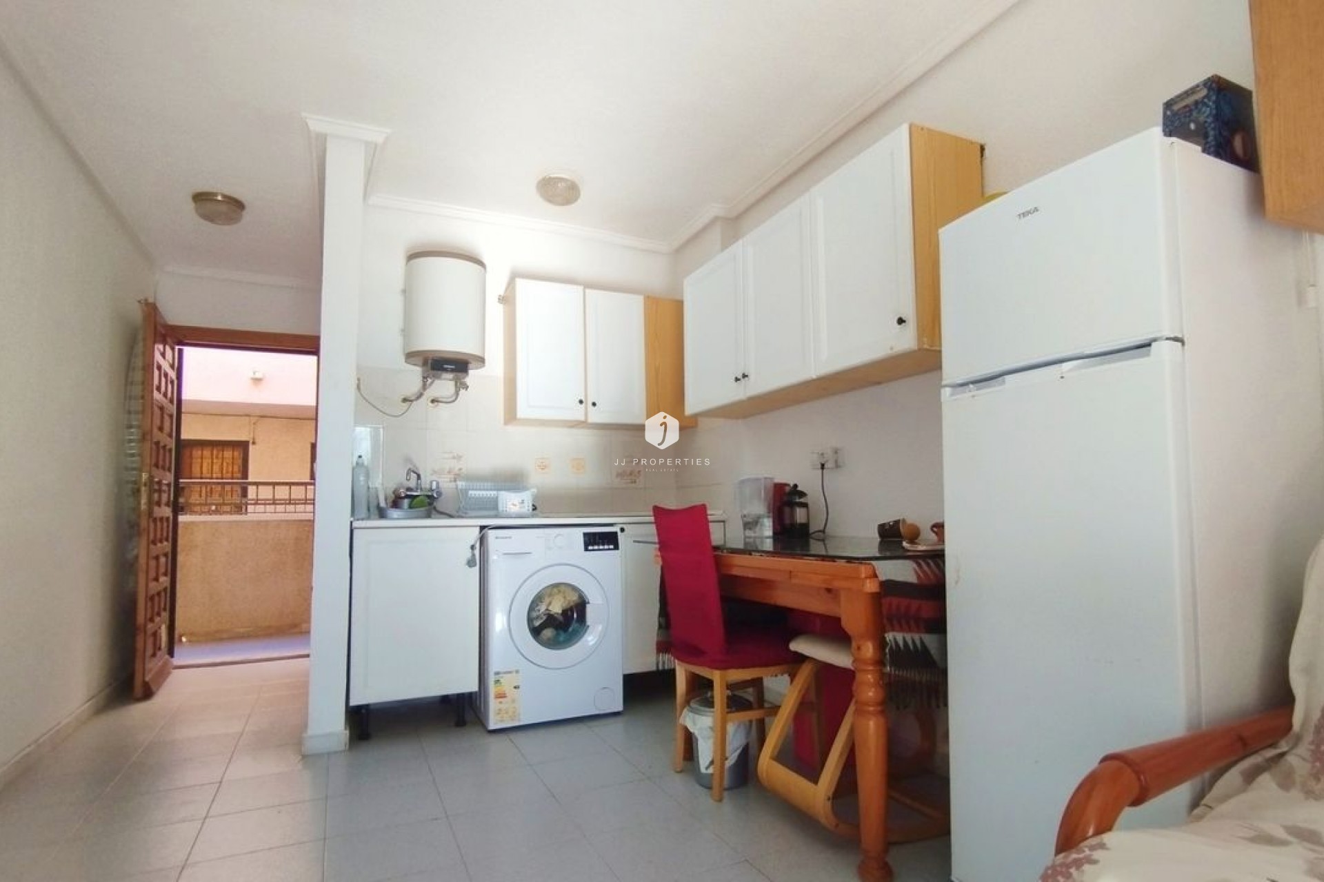 Resale - Apartment / flat -
Torrevieja - Costa Blanca