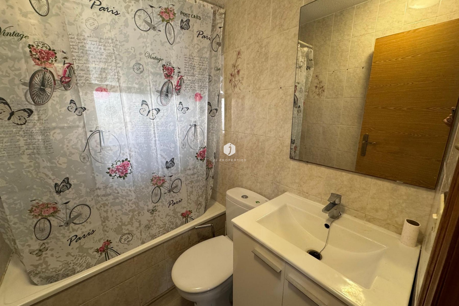 Resale - Apartment / flat -
Torrevieja - Costa Blanca