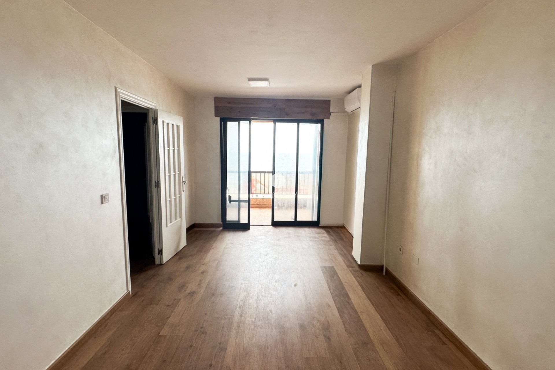 Resale - Apartment / flat -
Torrevieja - Costa Blanca