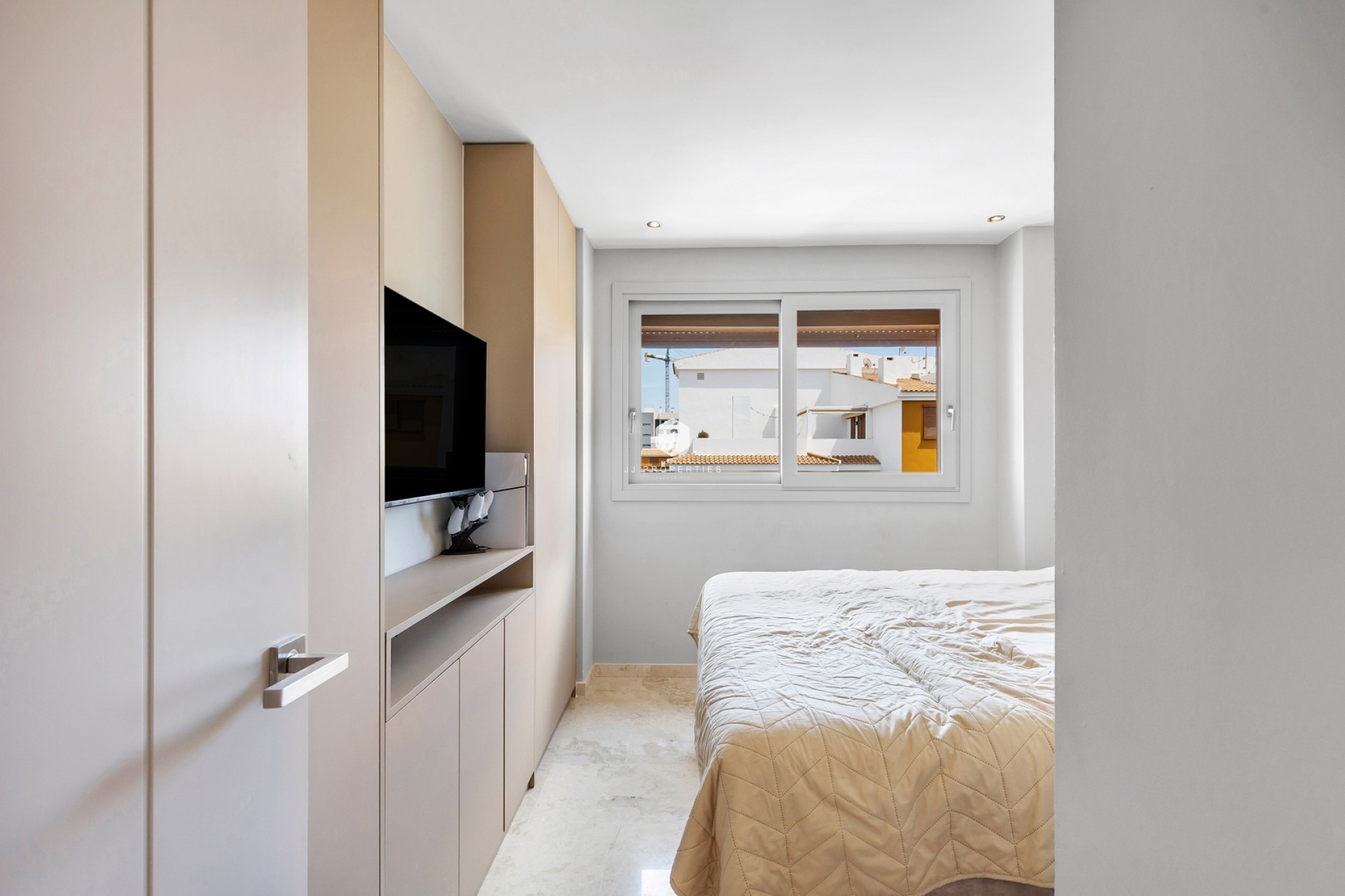 Resale - Apartment / flat -
Torrevieja - Costa Blanca