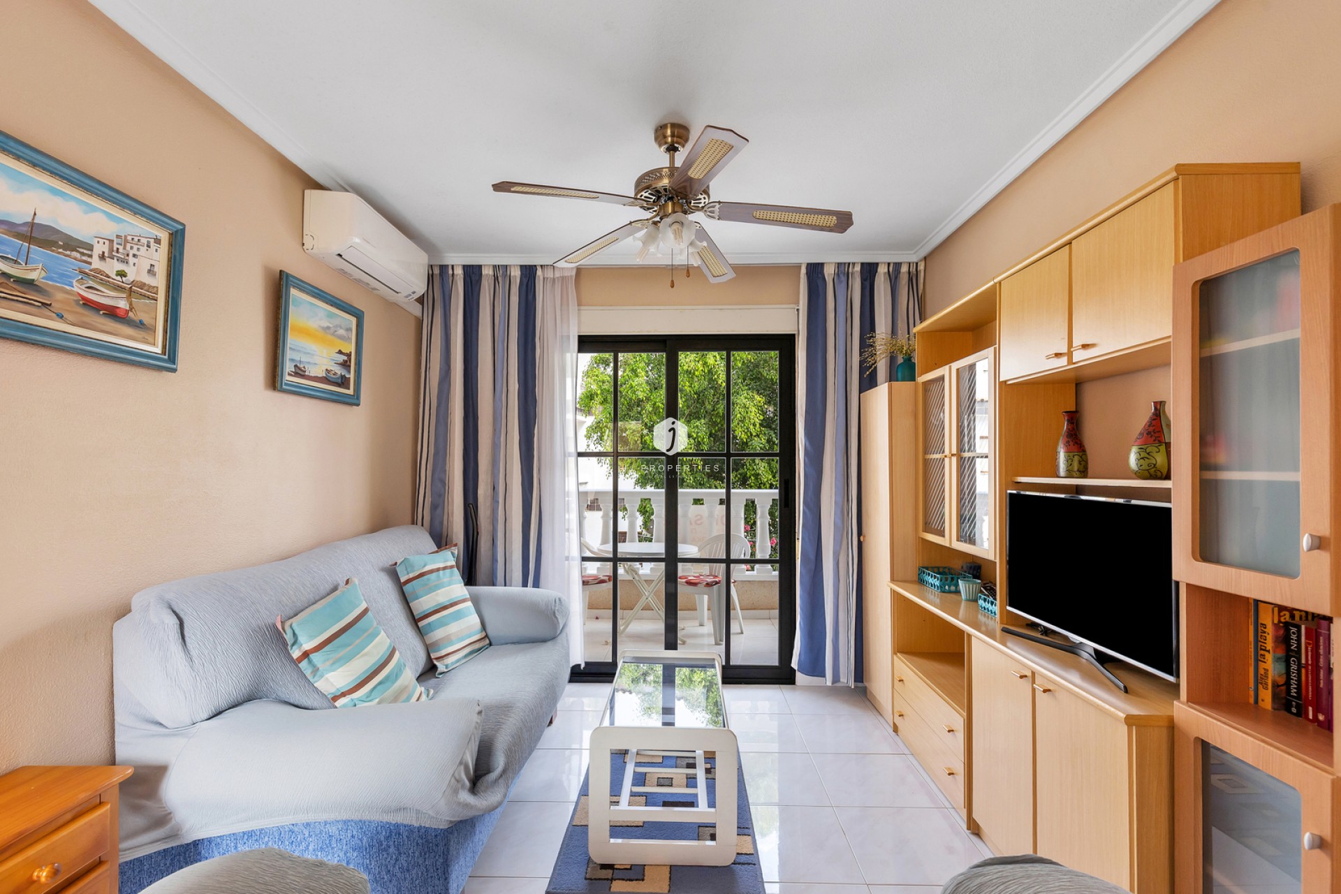 Resale - Apartment / flat -
Torrevieja - Costa Blanca
