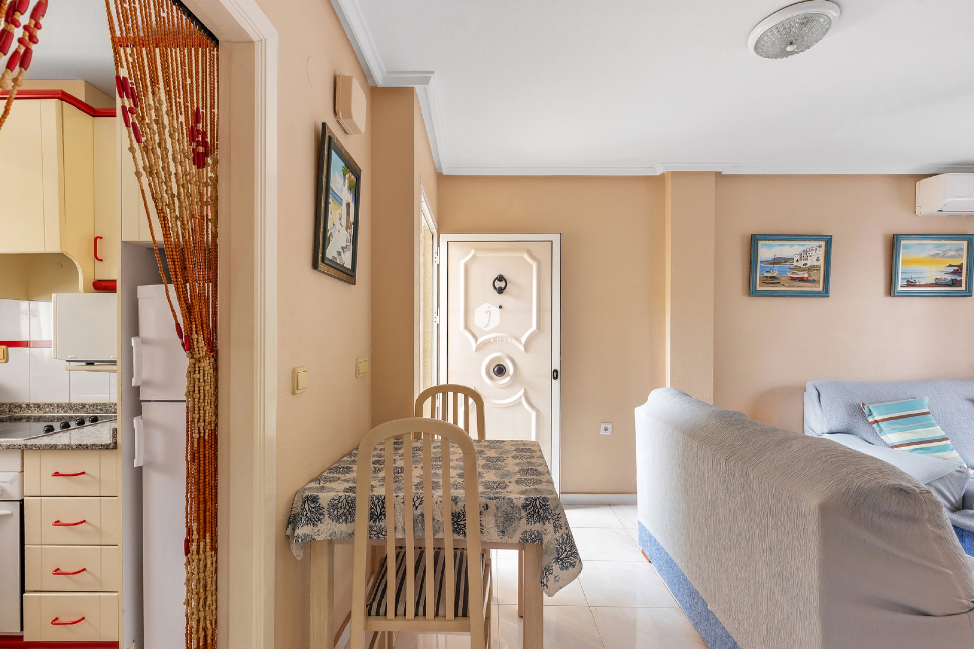 Resale - Apartment / flat -
Torrevieja - Costa Blanca