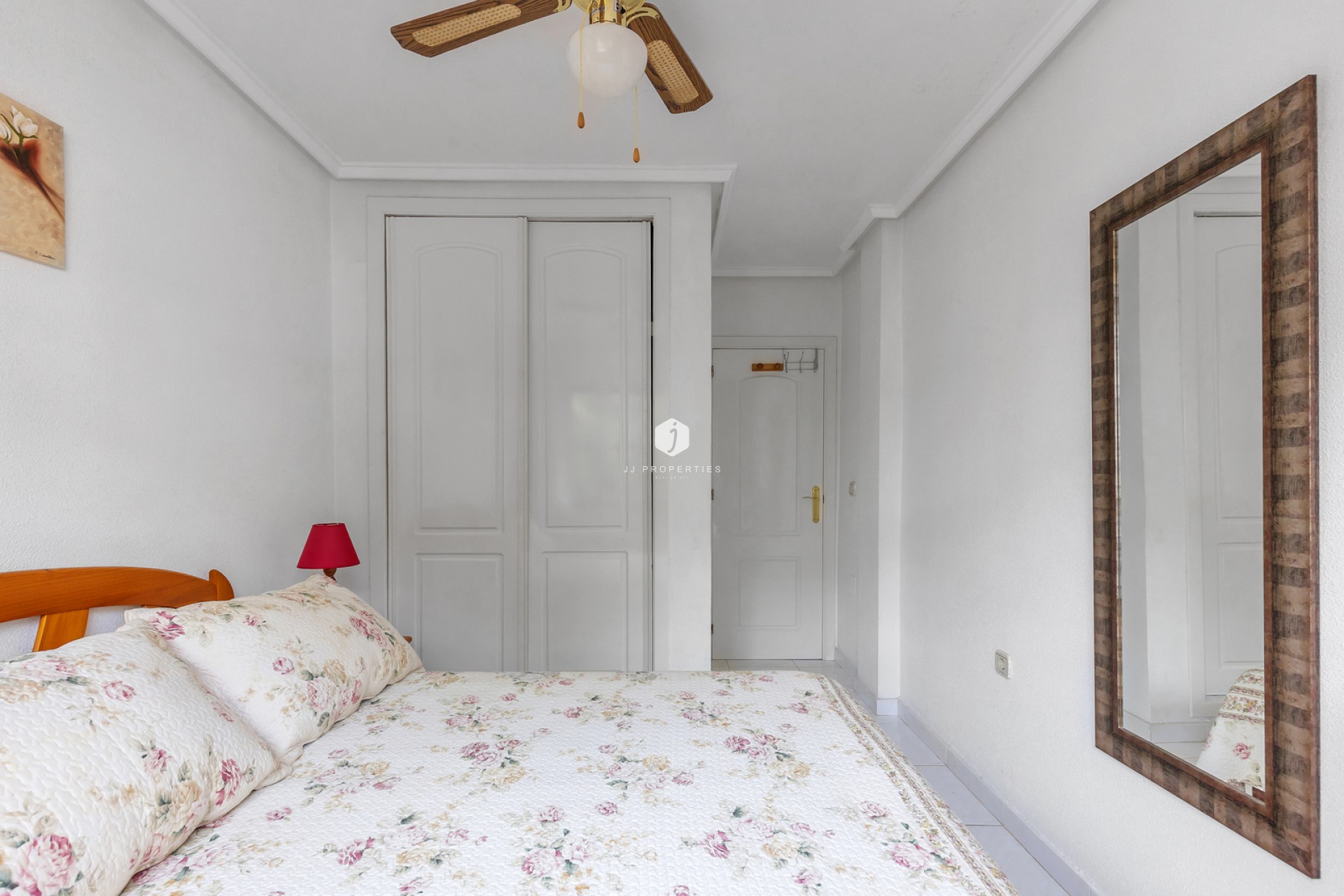 Resale - Apartment / flat -
Torrevieja - Costa Blanca