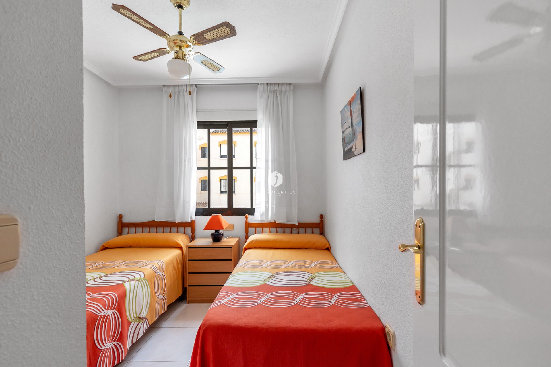 Resale - Apartment / flat -
Torrevieja - Costa Blanca